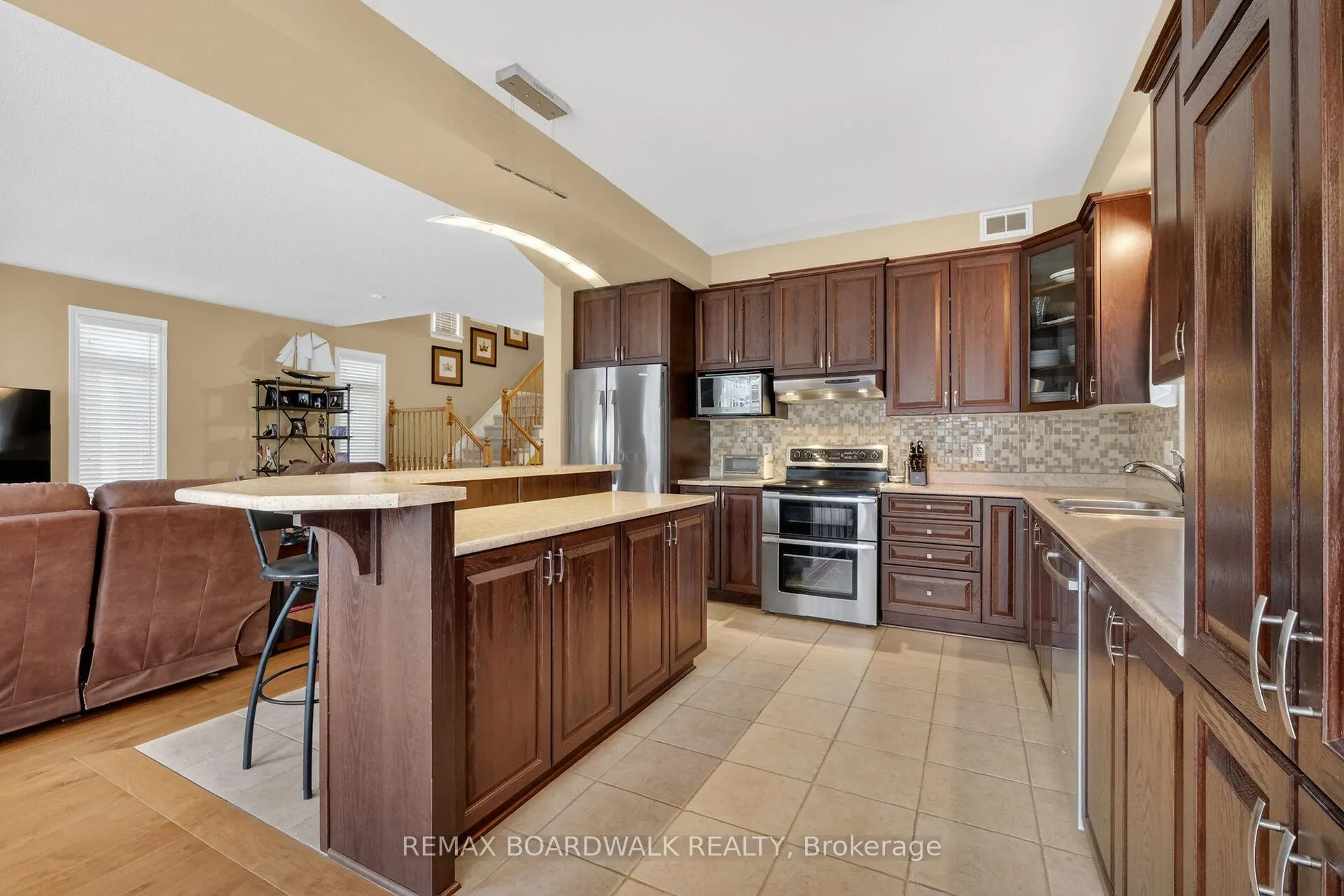 Photo 12 of 241 Denali Way, Ottawa, Stittsville (North) — HOMEH