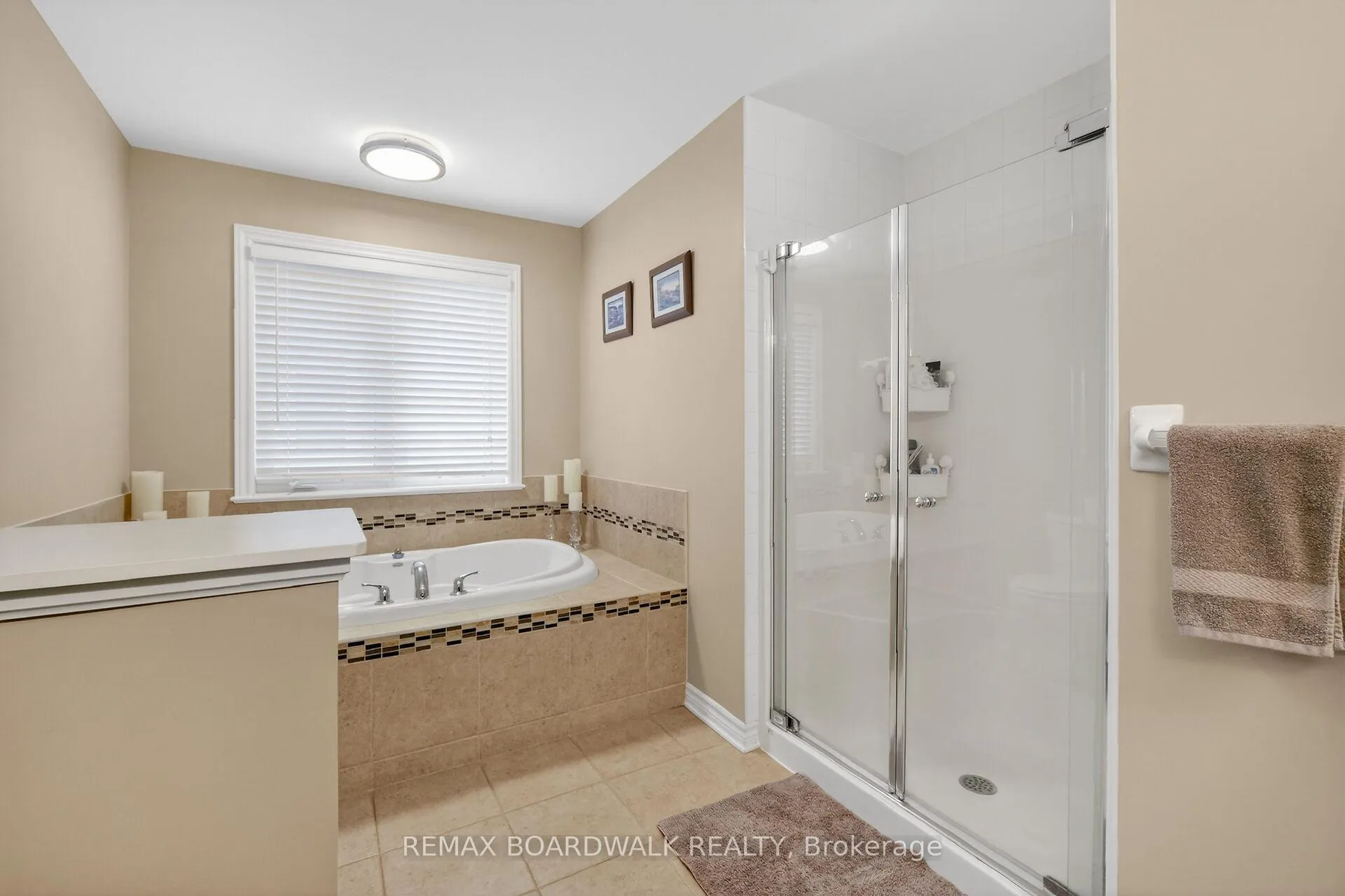 Photo 24 of 241 Denali Way, Ottawa, Stittsville (North) — HOMEH