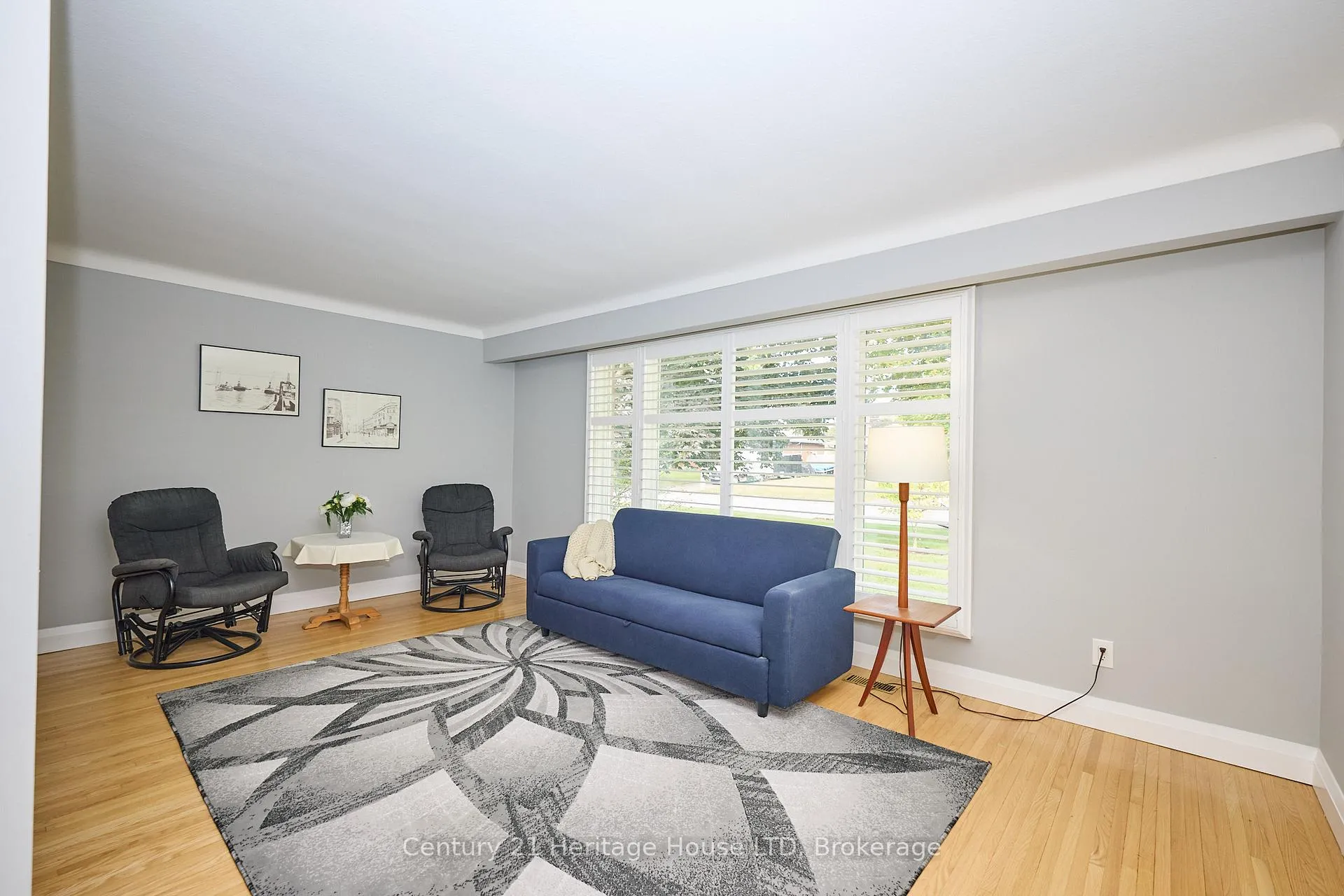 Photo 4 of 18 Princeway Drive, St. Catharines, Lakeport — HOMEH