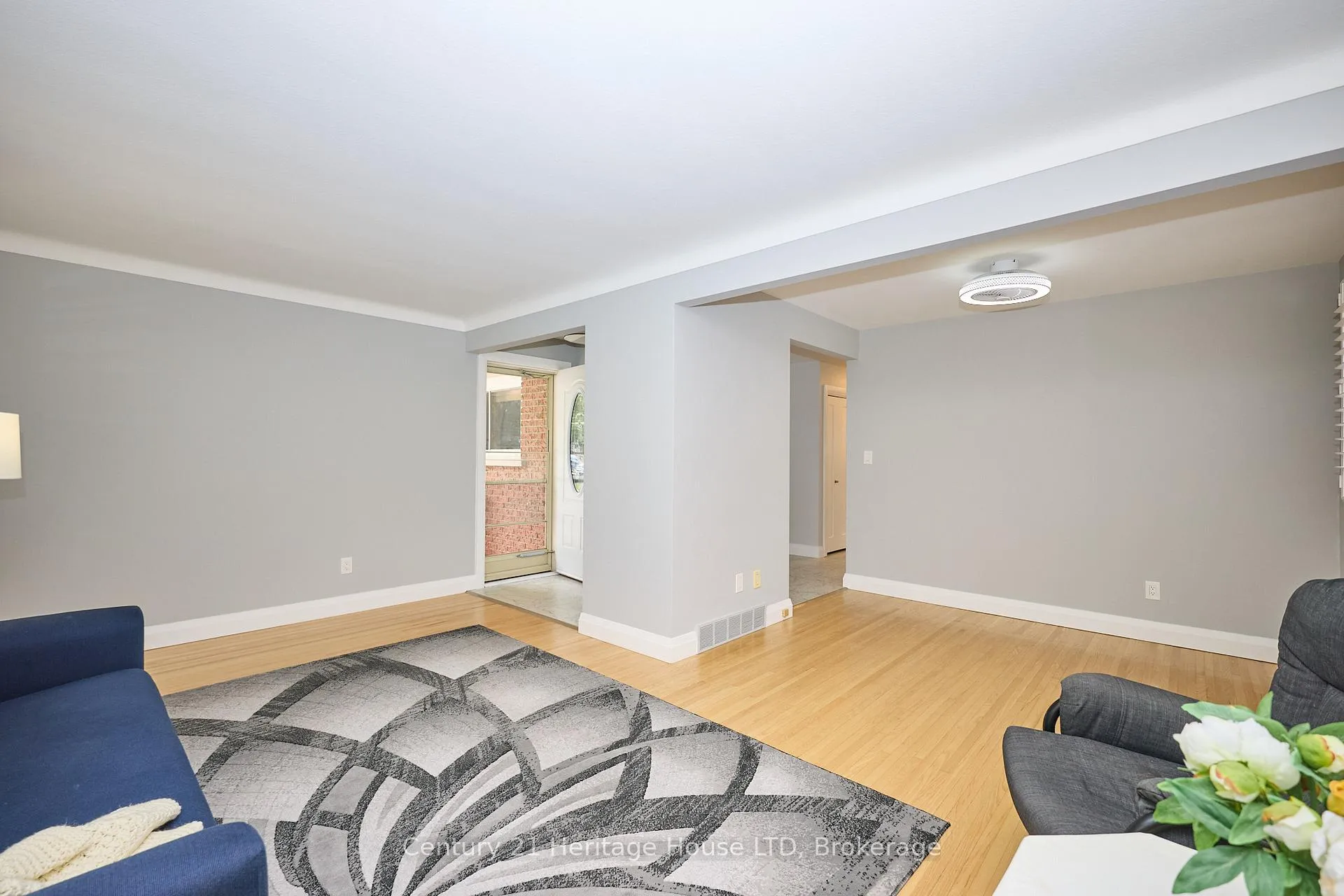 Photo 7 of 18 Princeway Drive, St. Catharines, Lakeport — HOMEH