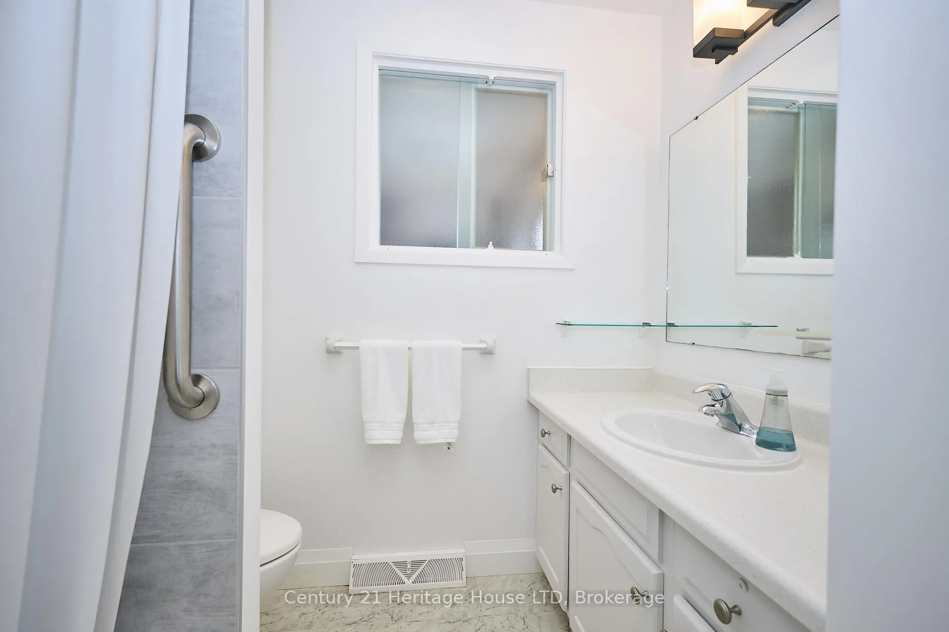 Photo 13 of 18 Princeway Drive, St. Catharines, Lakeport — HOMEH