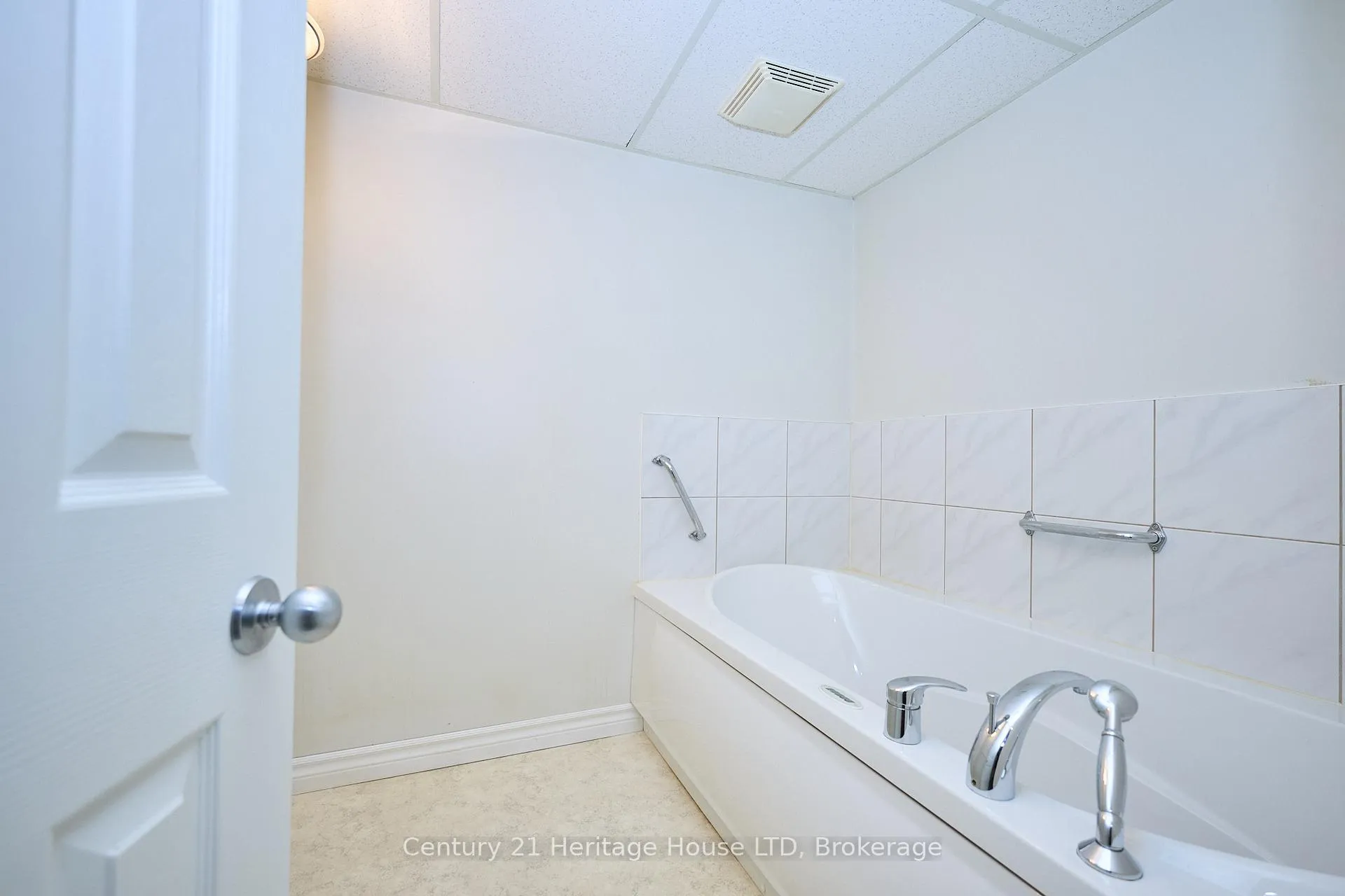 Photo 26 of 18 Princeway Drive, St. Catharines, Lakeport — HOMEH
