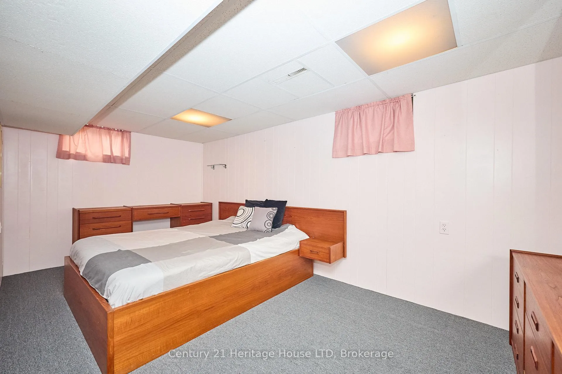 Photo 28 of 18 Princeway Drive, St. Catharines, Lakeport — HOMEH