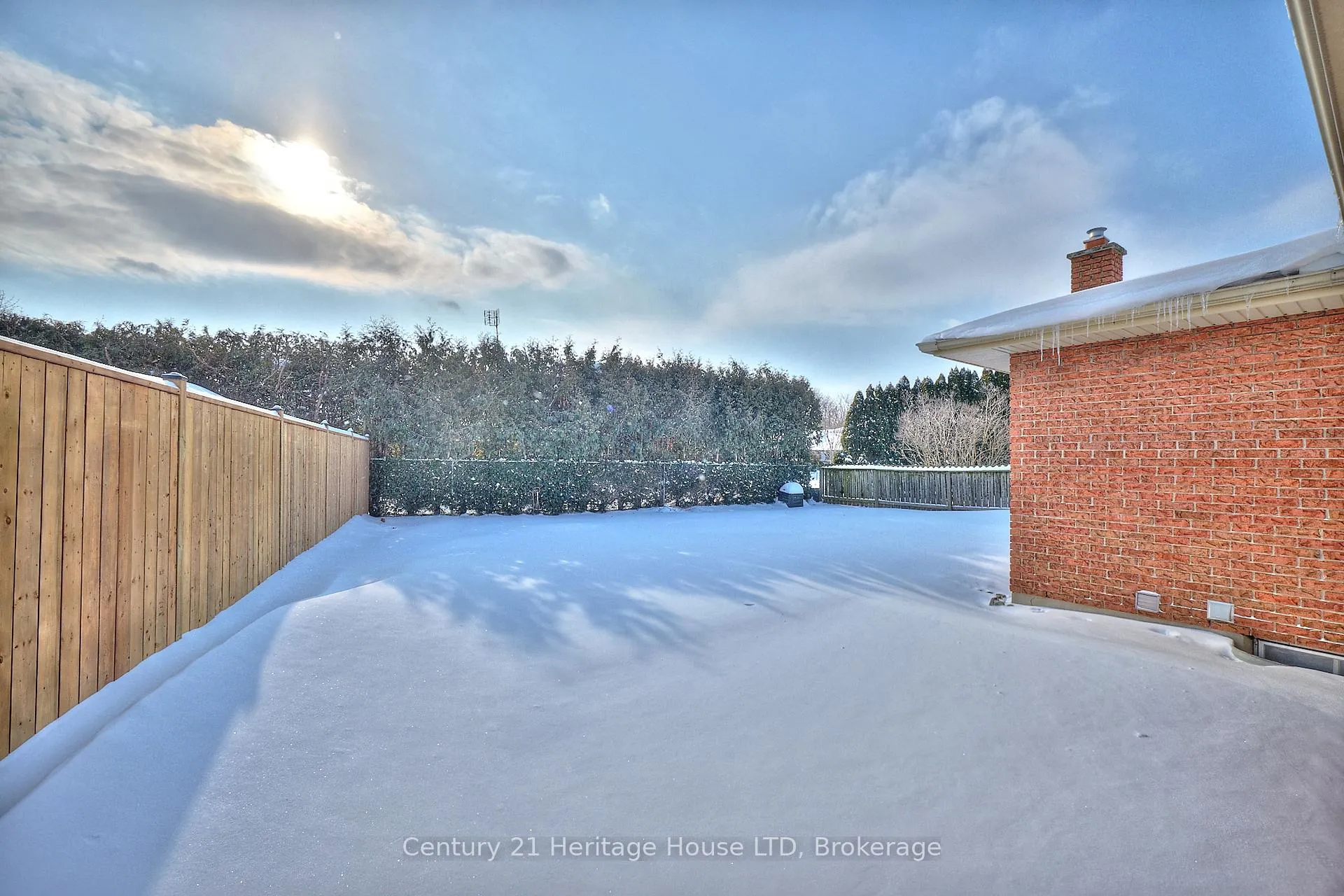 Photo 30 of 18 Princeway Drive, St. Catharines, Lakeport — HOMEH