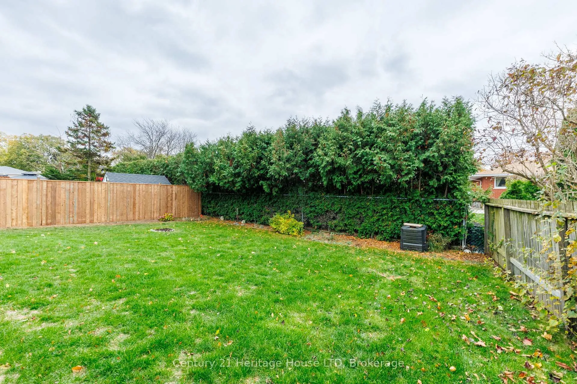 Photo 35 of 18 Princeway Drive, St. Catharines, Lakeport — HOMEH