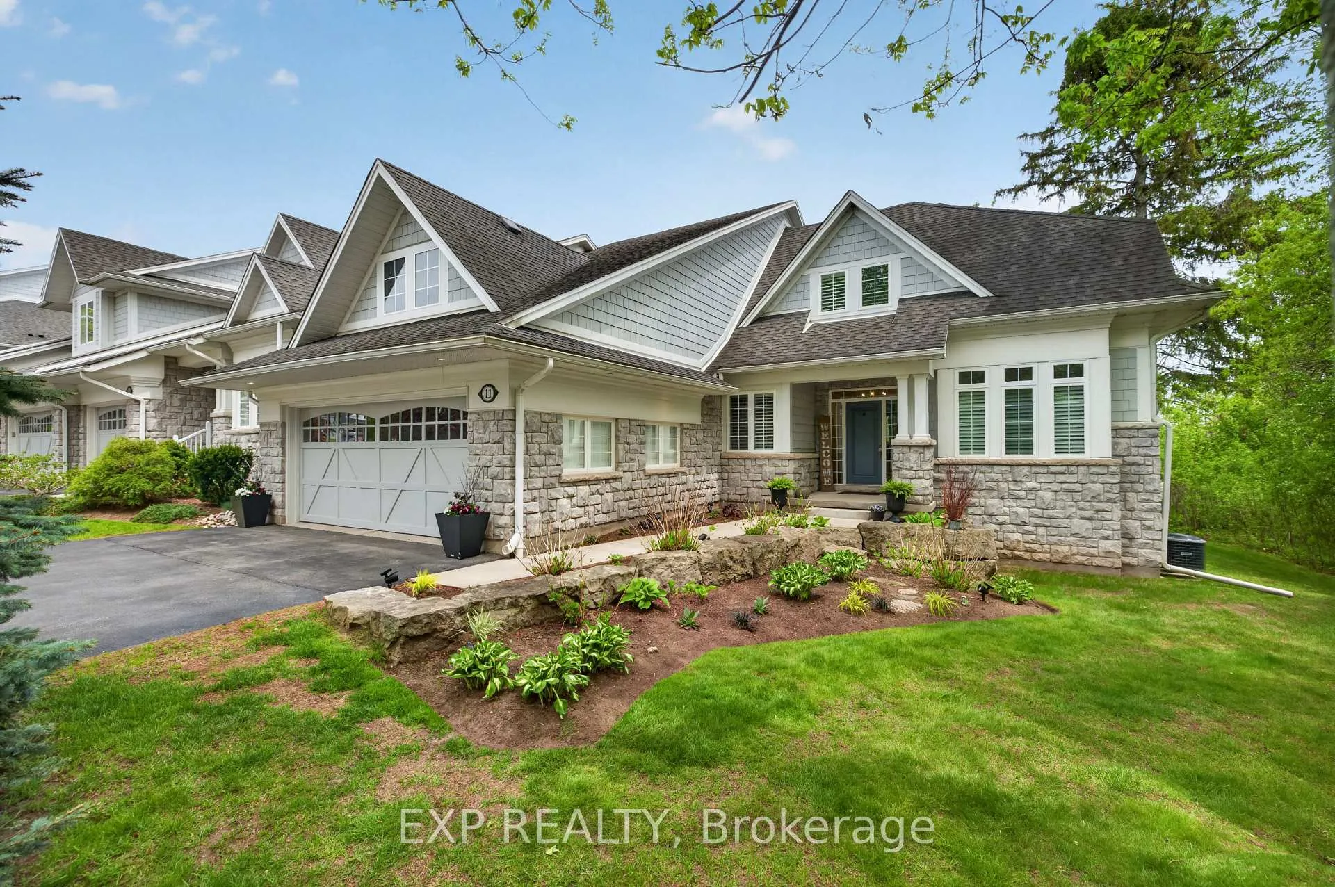 Photo 1 of Unit 11, 3 Sims Estate Place, Kitchener, Grand River South — HOMEH