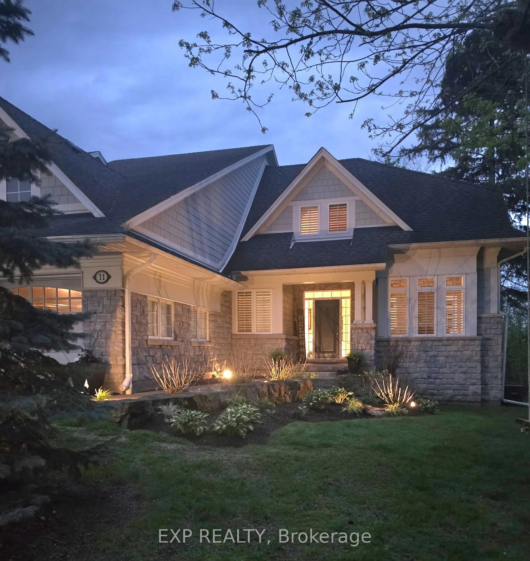 Photo 2 of Unit 11, 3 Sims Estate Place, Kitchener, Grand River South — HOMEH