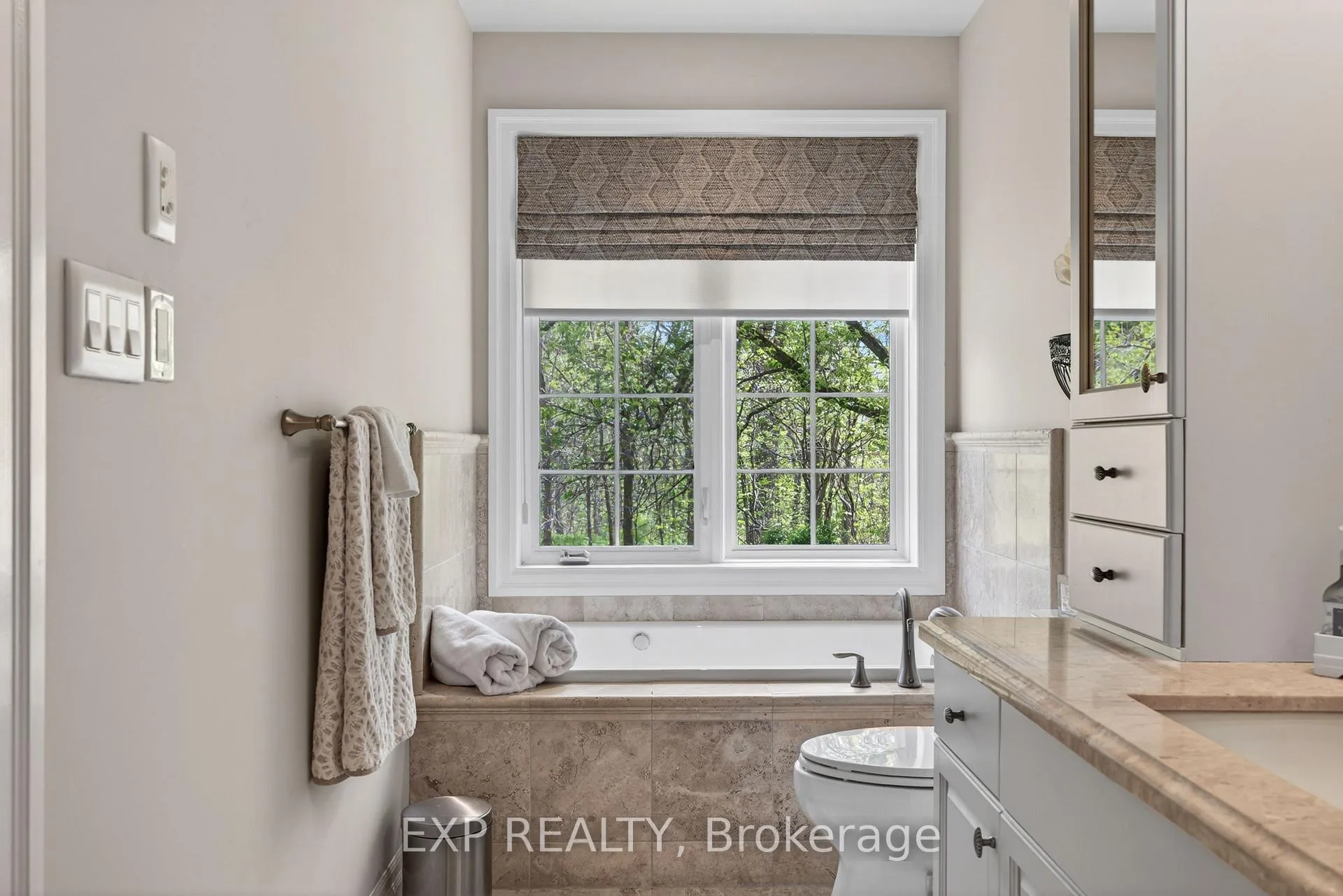 Photo 23 of Unit 11, 3 Sims Estate Place, Kitchener, Grand River South — HOMEH