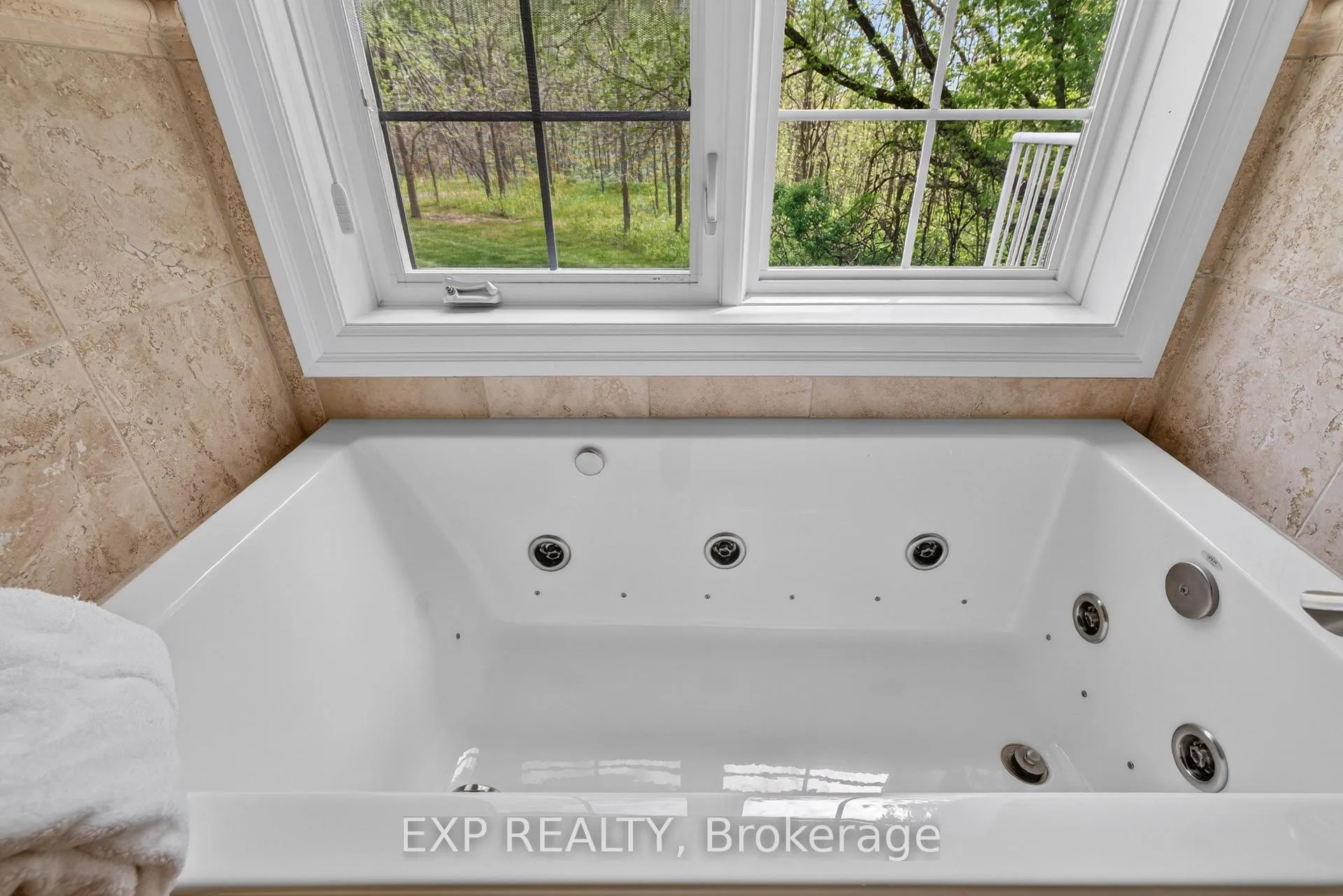 Photo 24 of Unit 11, 3 Sims Estate Place, Kitchener, Grand River South — HOMEH