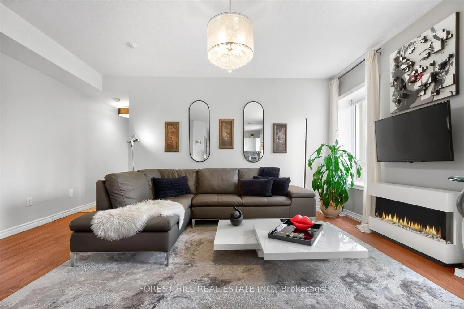 Photo 2 of Unit 3, 9 Sherman Avenue, Hamilton, Stipley — HOMEH