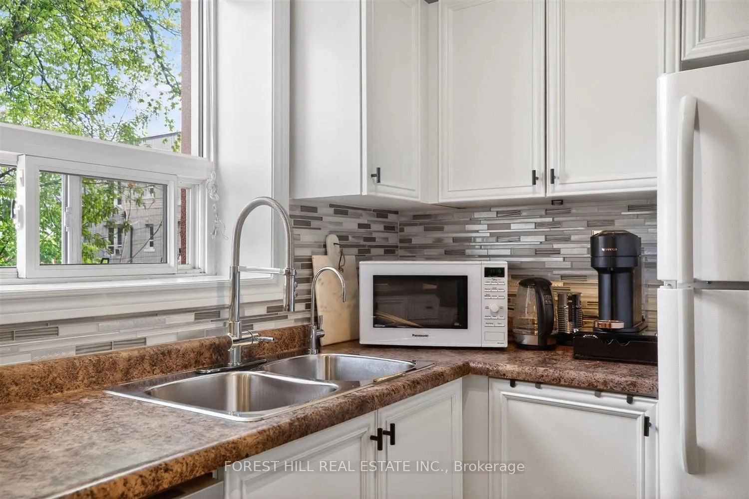 Photo 7 of Unit 3, 9 Sherman Avenue, Hamilton, Stipley — HOMEH