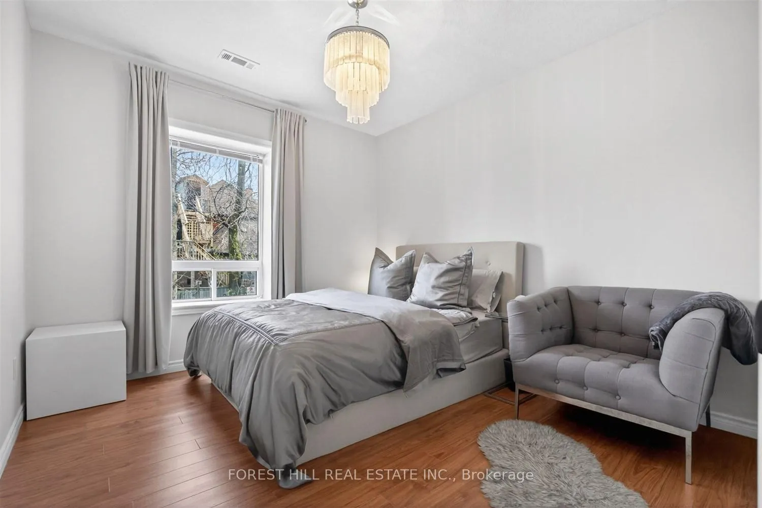 Photo 10 of Unit 3, 9 Sherman Avenue, Hamilton, Stipley — HOMEH