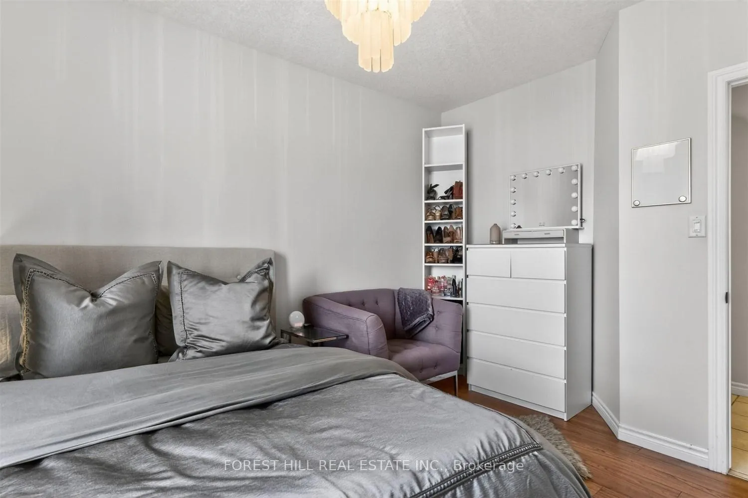 Photo 11 of Unit 3, 9 Sherman Avenue, Hamilton, Stipley — HOMEH