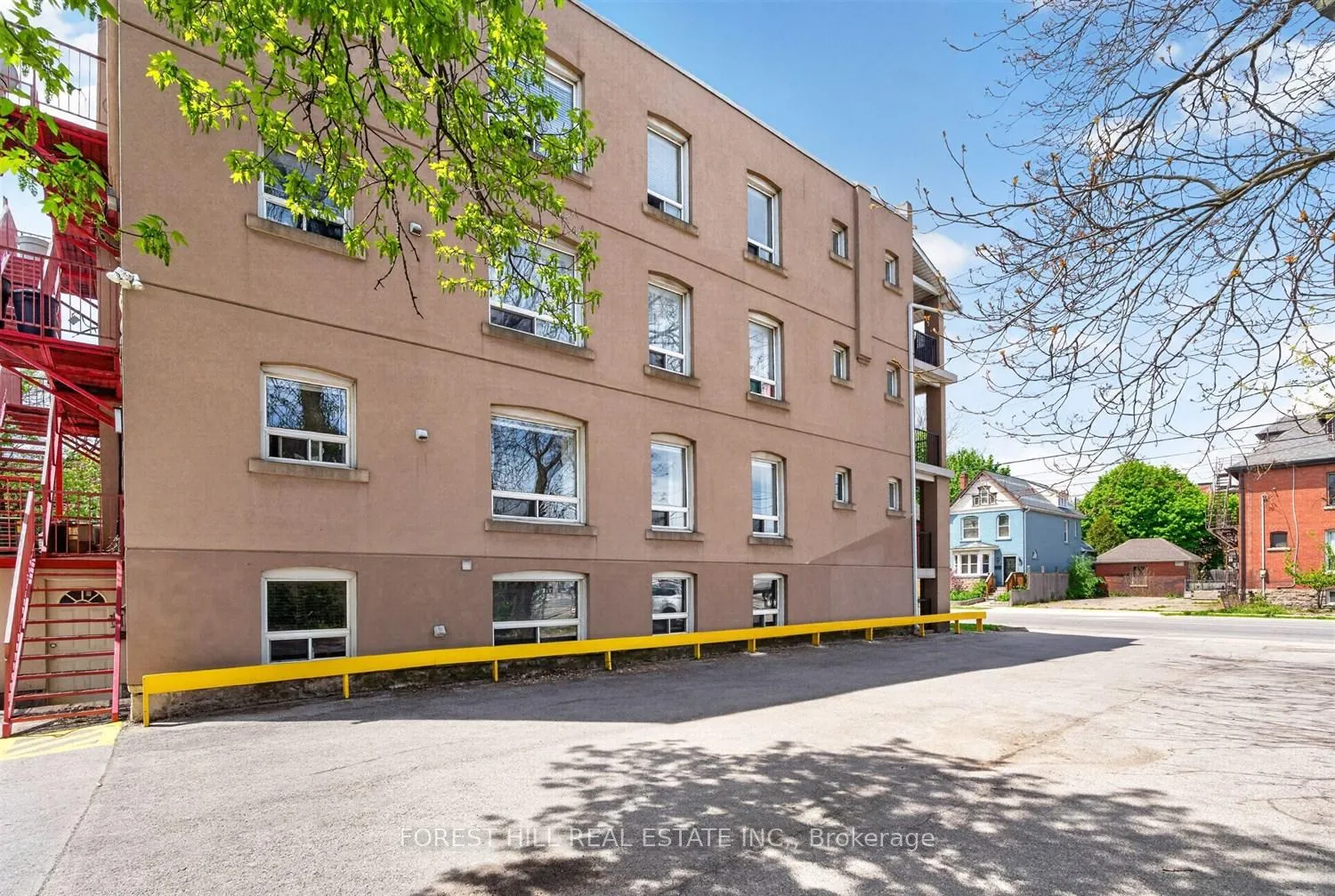 Photo 20 of Unit 3, 9 Sherman Avenue, Hamilton, Stipley — HOMEH