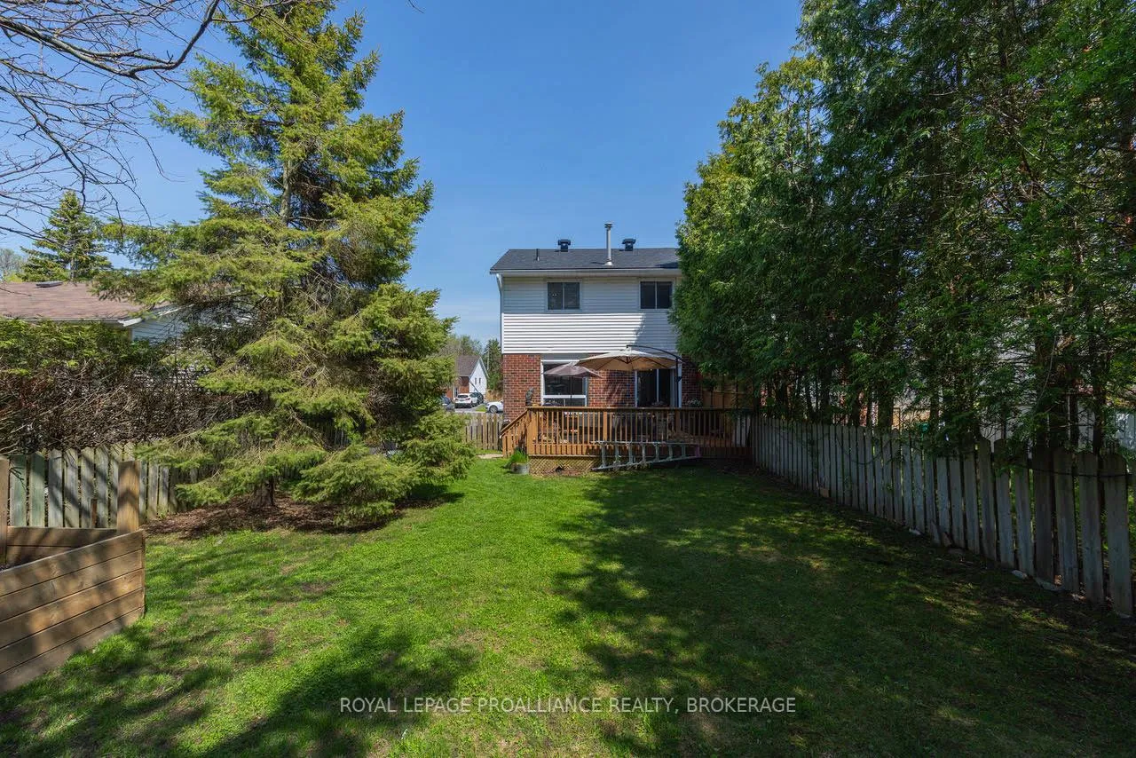 Photo 34 of 30 Barker Drive, Kingston, Kingston East (Incl Barret Crt) — HOMEH