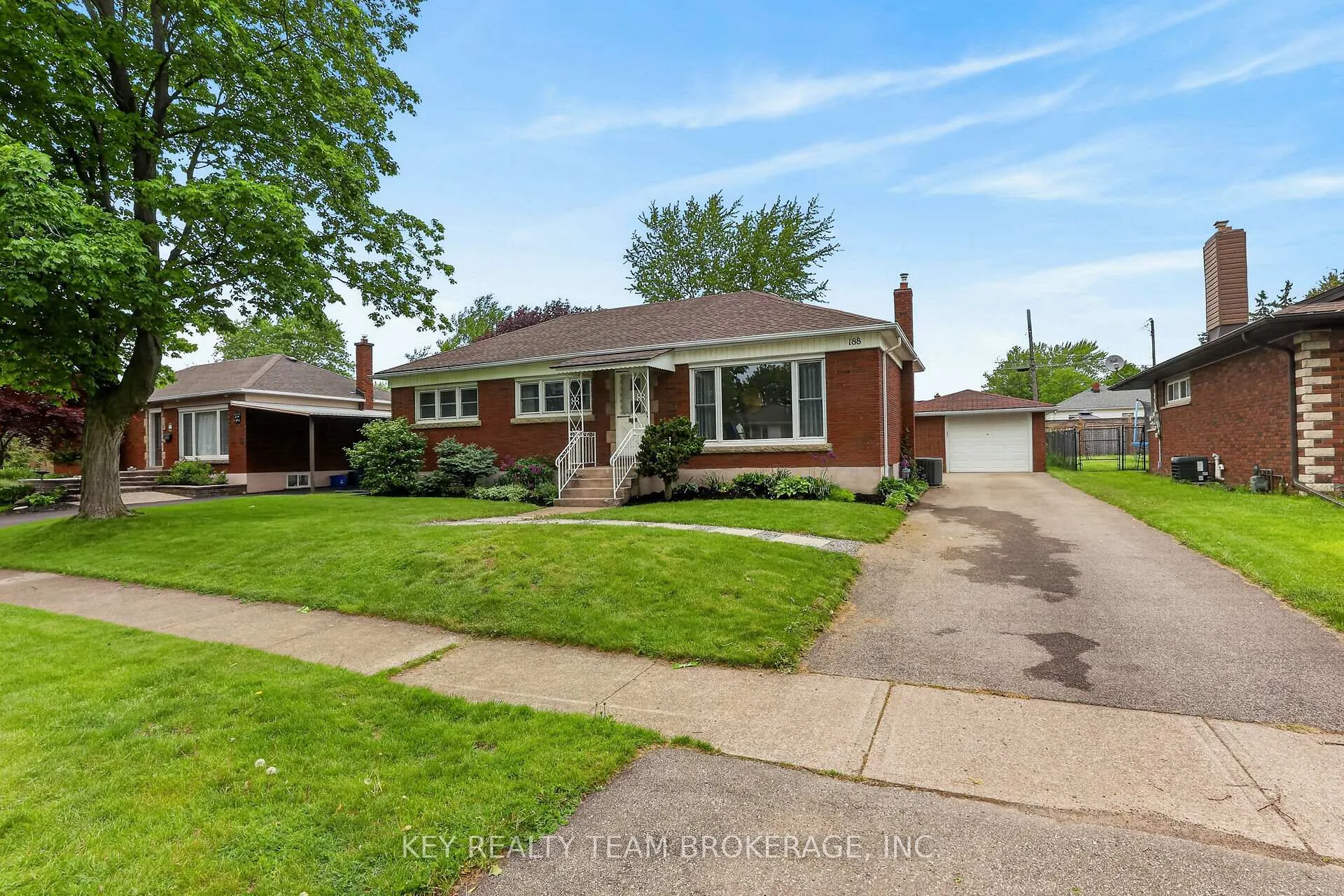 Photo 1 of 188 Price Avenue, Welland, Prince Charles — HOMEH
