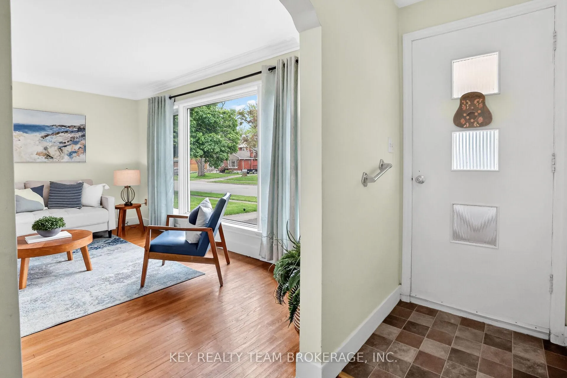 Photo 5 of 188 Price Avenue, Welland, Prince Charles — HOMEH