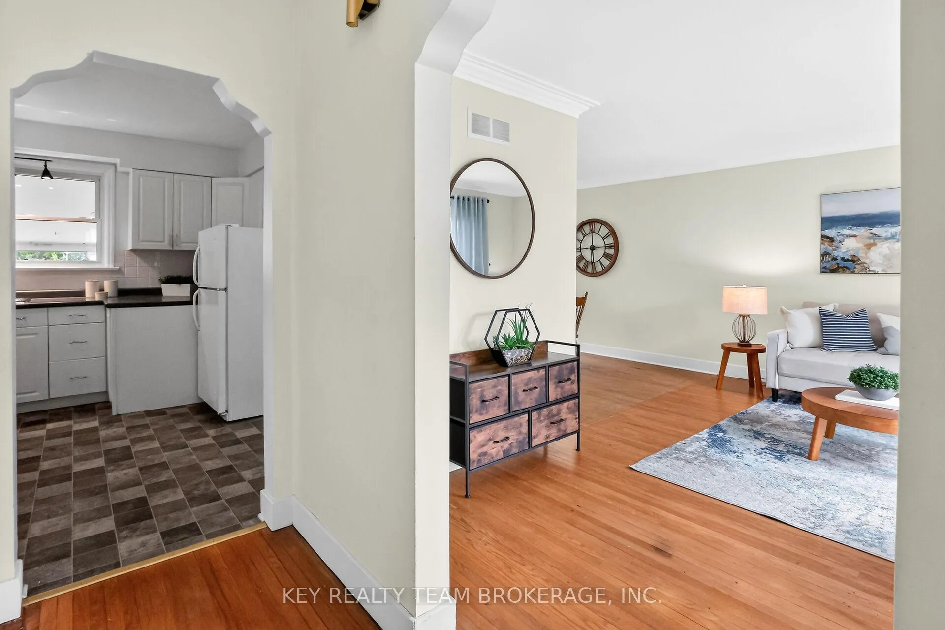 Photo 6 of 188 Price Avenue, Welland, Prince Charles — HOMEH