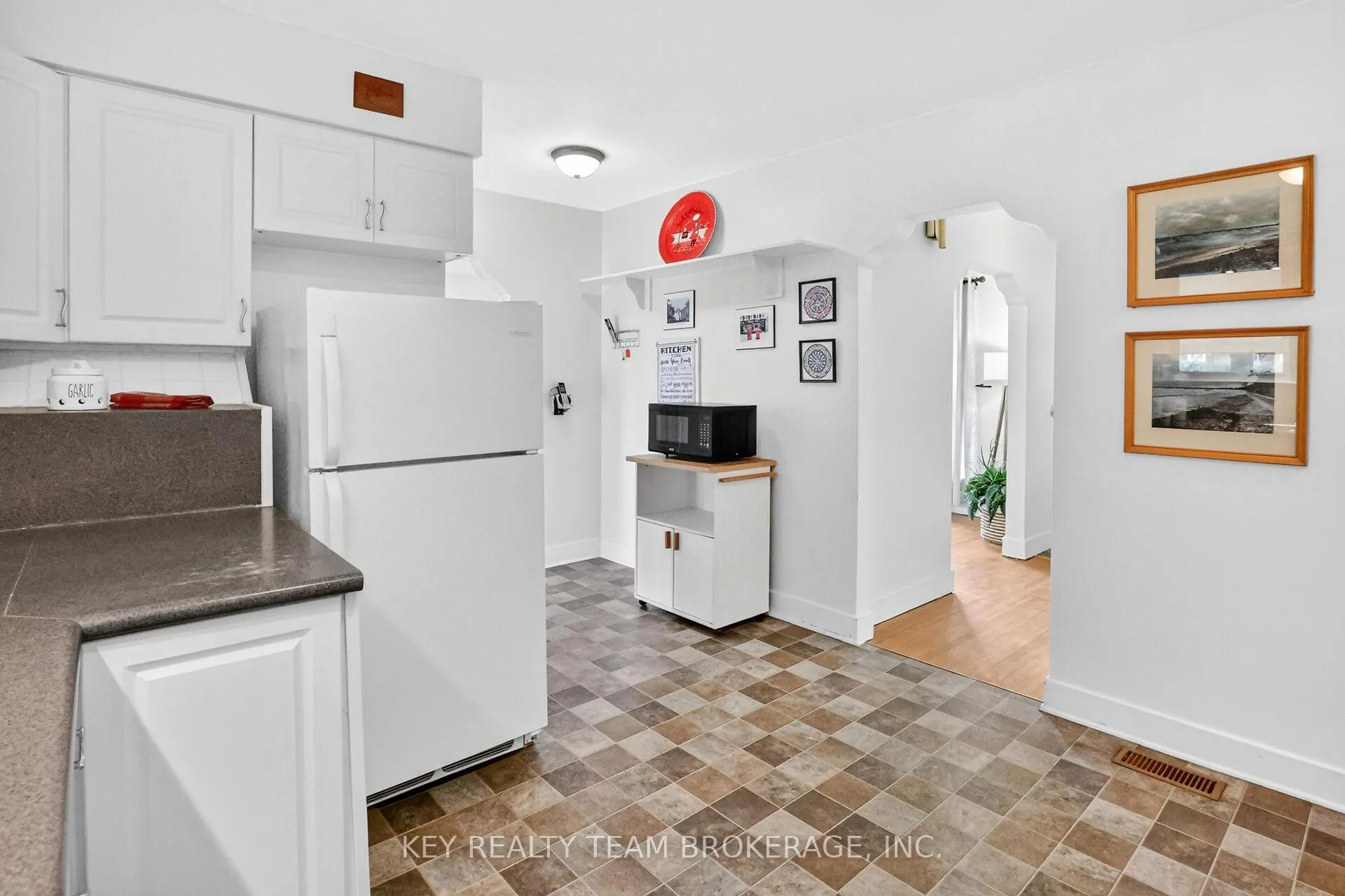 Photo 17 of 188 Price Avenue, Welland, Prince Charles — HOMEH