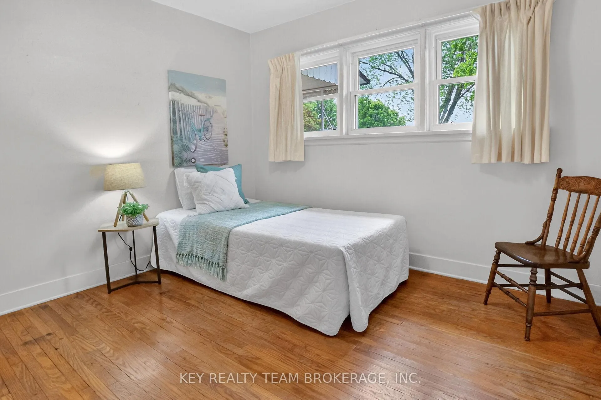 Photo 22 of 188 Price Avenue, Welland, Prince Charles — HOMEH