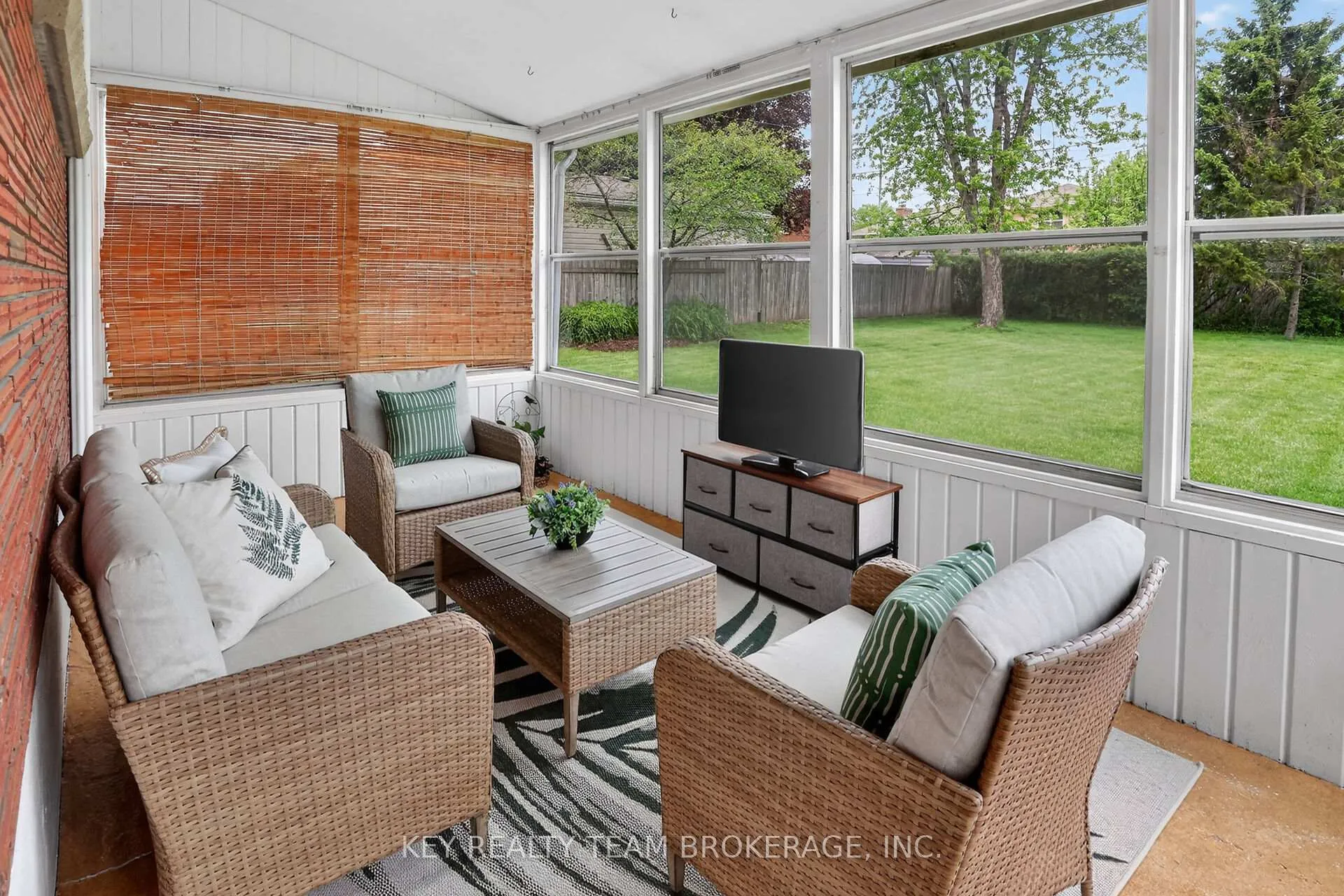 Photo 27 of 188 Price Avenue, Welland, Prince Charles — HOMEH