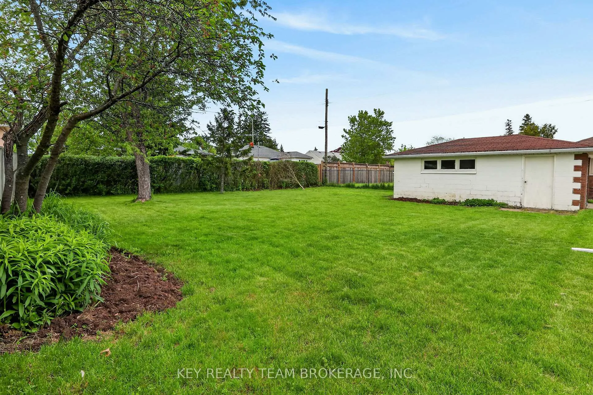 Photo 39 of 188 Price Avenue, Welland, Prince Charles — HOMEH
