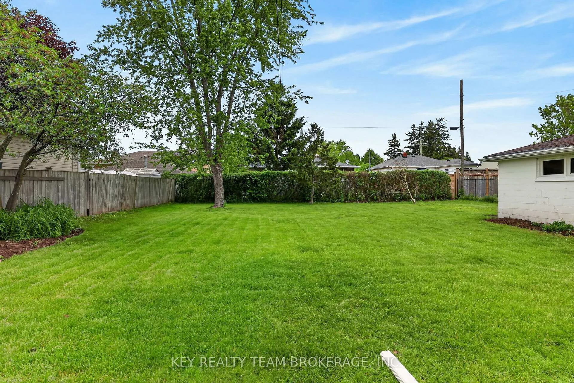 Photo 42 of 188 Price Avenue, Welland, Prince Charles — HOMEH