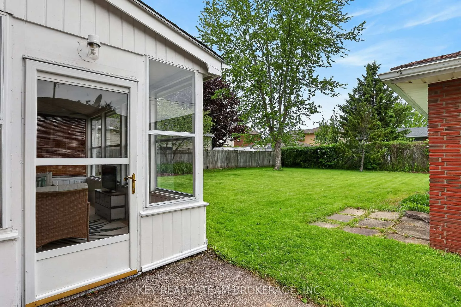Photo 43 of 188 Price Avenue, Welland, Prince Charles — HOMEH