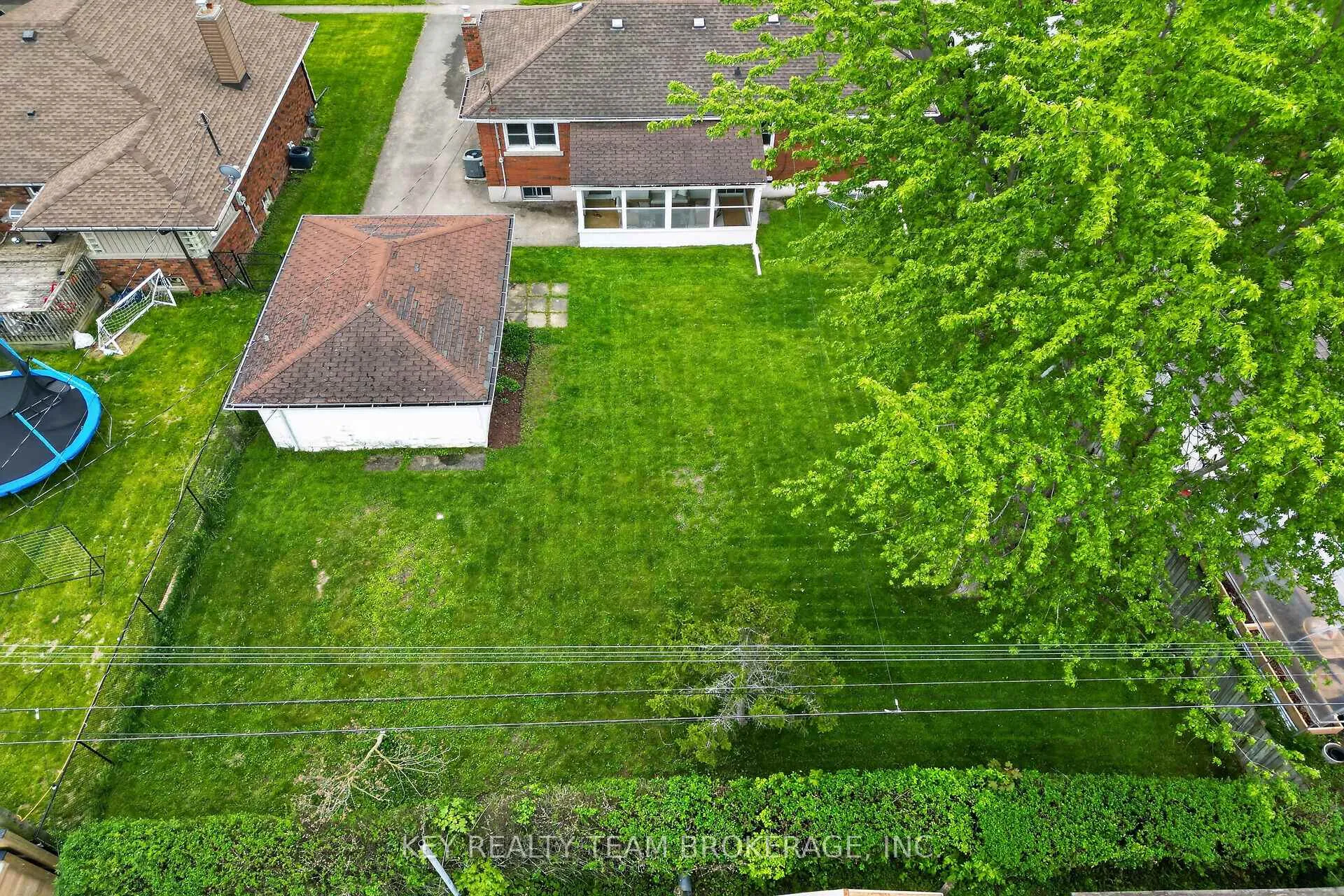 Photo 47 of 188 Price Avenue, Welland, Prince Charles — HOMEH