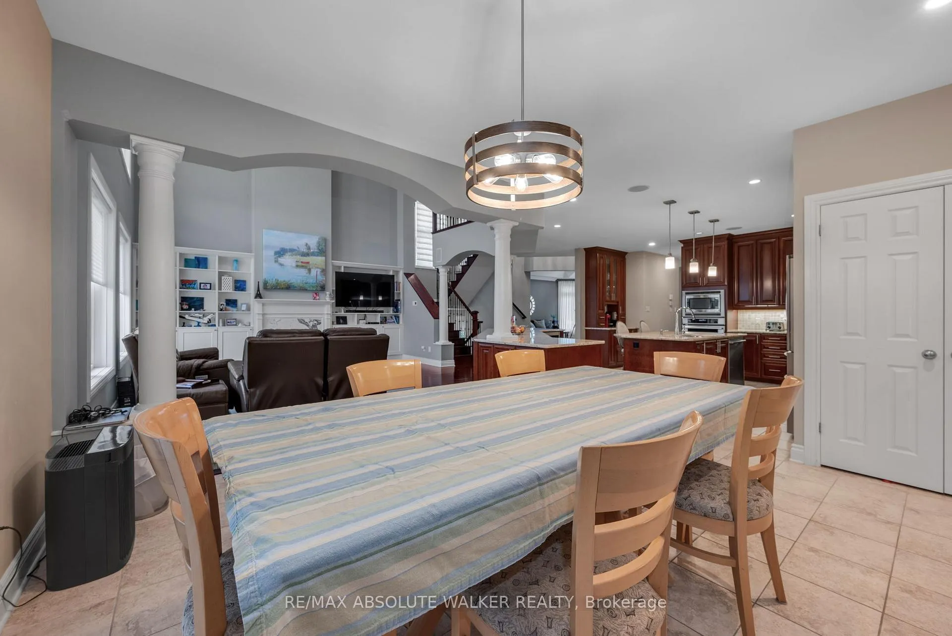 Photo 13 of 11 Tradewinds Drive, Ottawa, Barrhaven East — HOMEH
