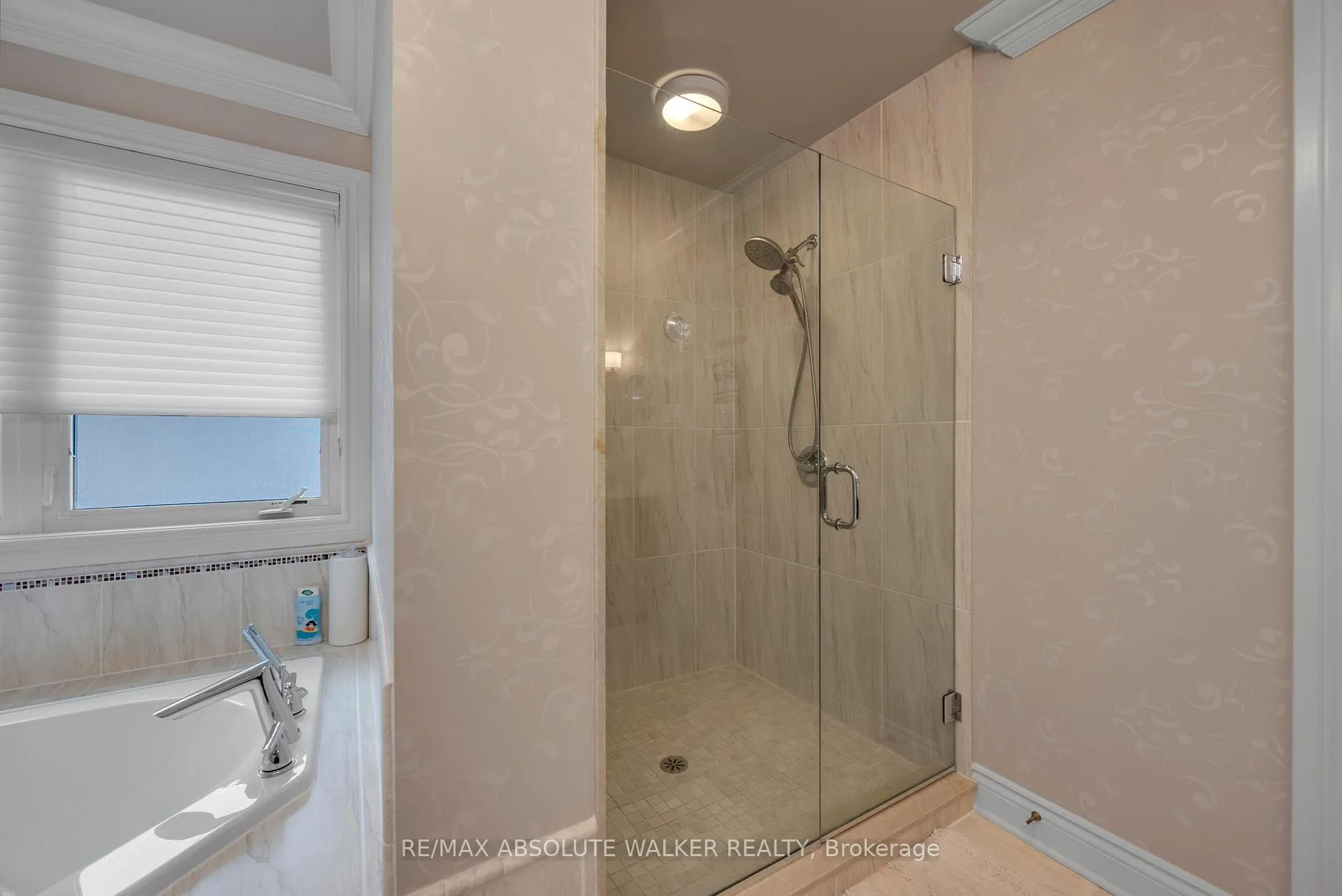 Photo 30 of 11 Tradewinds Drive, Ottawa, Barrhaven East — HOMEH