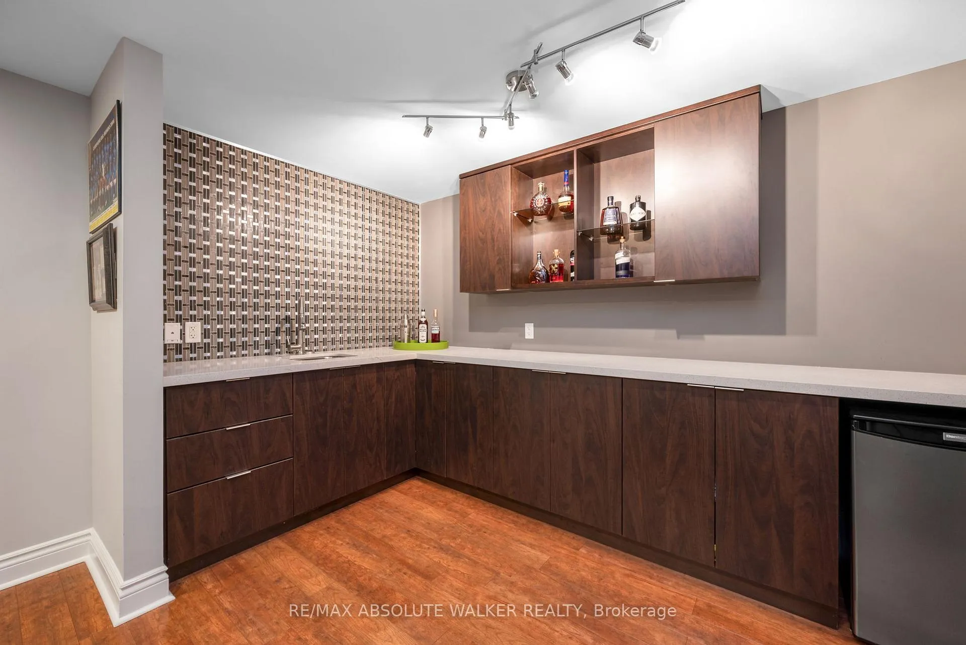 Photo 41 of 11 Tradewinds Drive, Ottawa, Barrhaven East — HOMEH