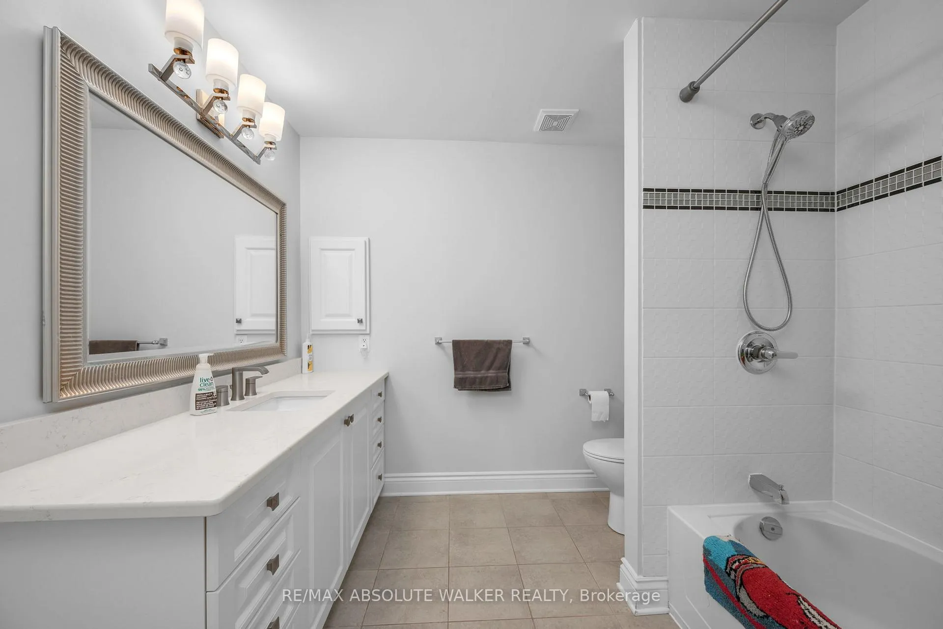Photo 45 of 11 Tradewinds Drive, Ottawa, Barrhaven East — HOMEH