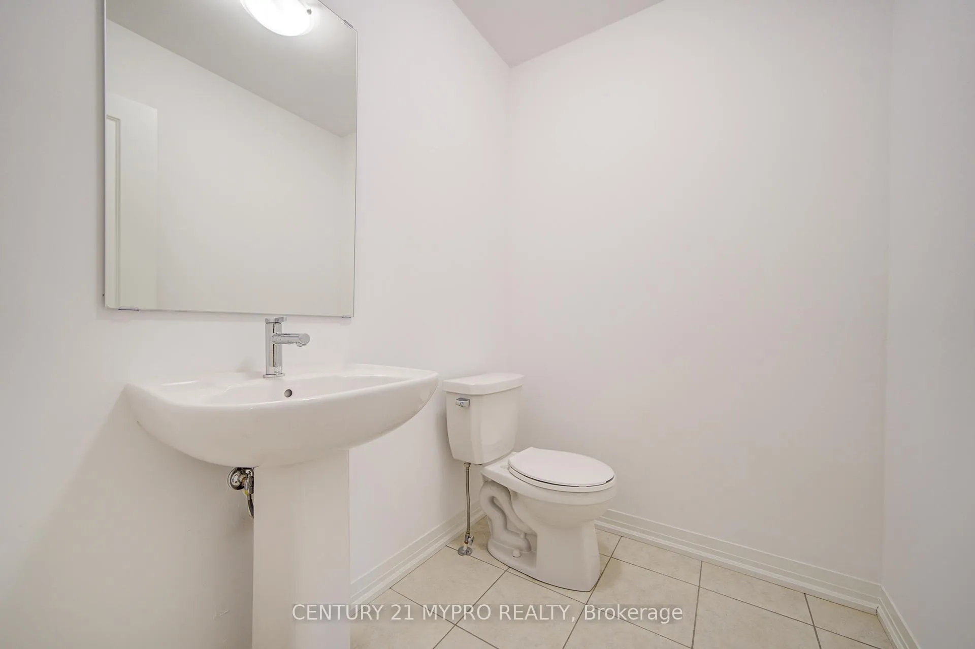 Photo 8 of 52 Alan Francis Lane, Markham, Cachet — HOMEH