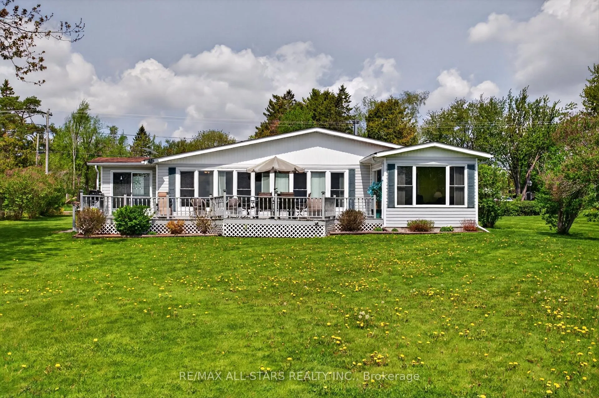 Photo 2 of 132 Fenelon Drive, Kawartha Lakes, Fenelon — HOMEH