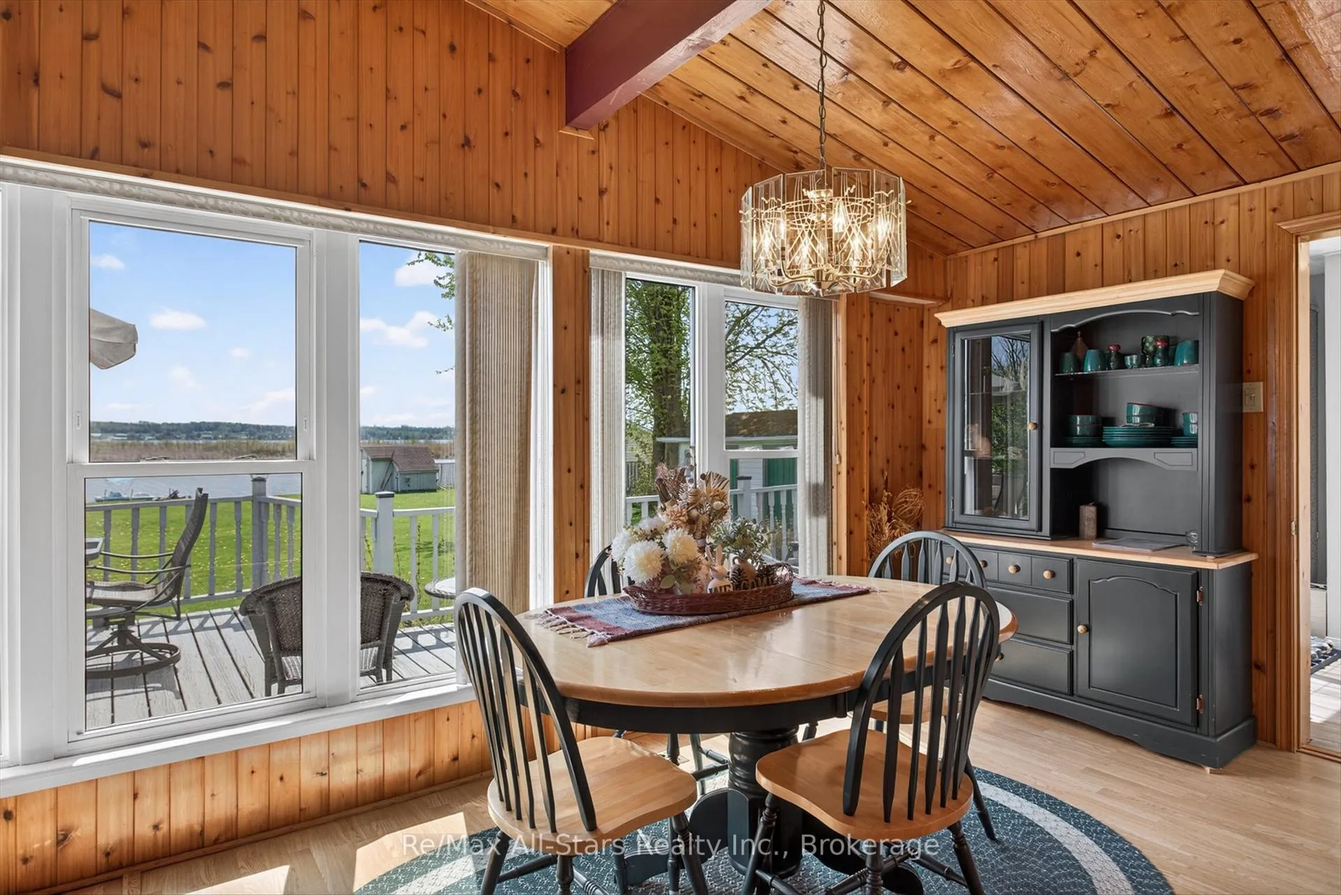 Photo 9 of 132 Fenelon Drive, Kawartha Lakes, Fenelon — HOMEH