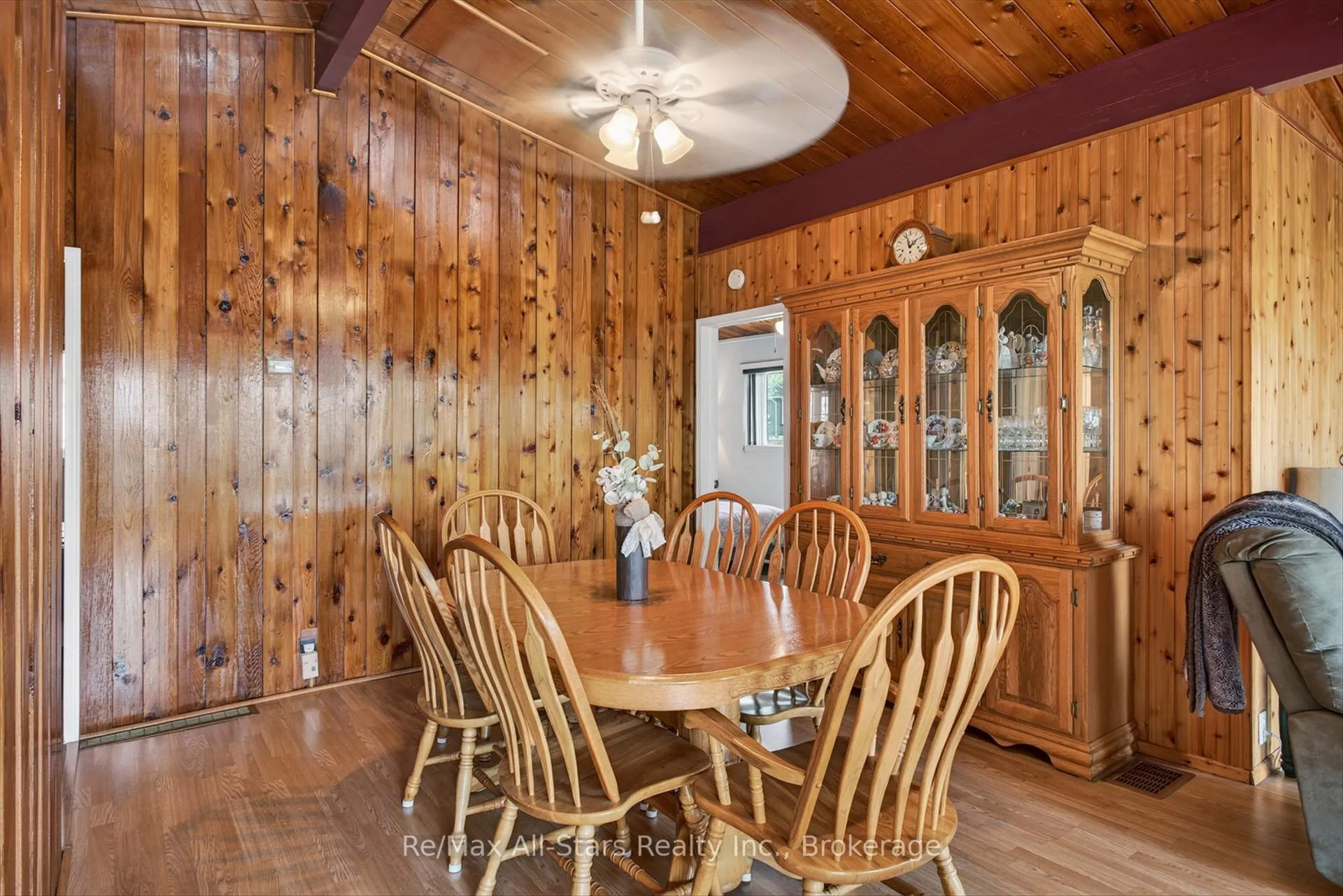 Photo 10 of 132 Fenelon Drive, Kawartha Lakes, Fenelon — HOMEH