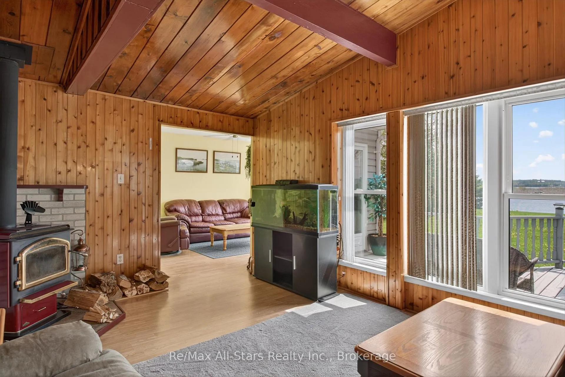 Photo 11 of 132 Fenelon Drive, Kawartha Lakes, Fenelon — HOMEH