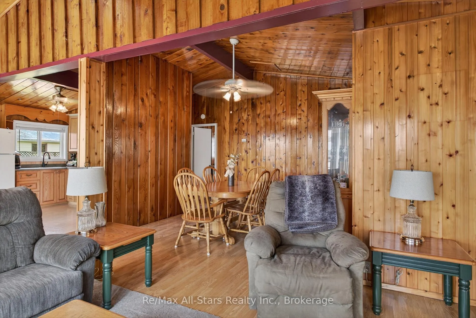 Photo 14 of 132 Fenelon Drive, Kawartha Lakes, Fenelon — HOMEH