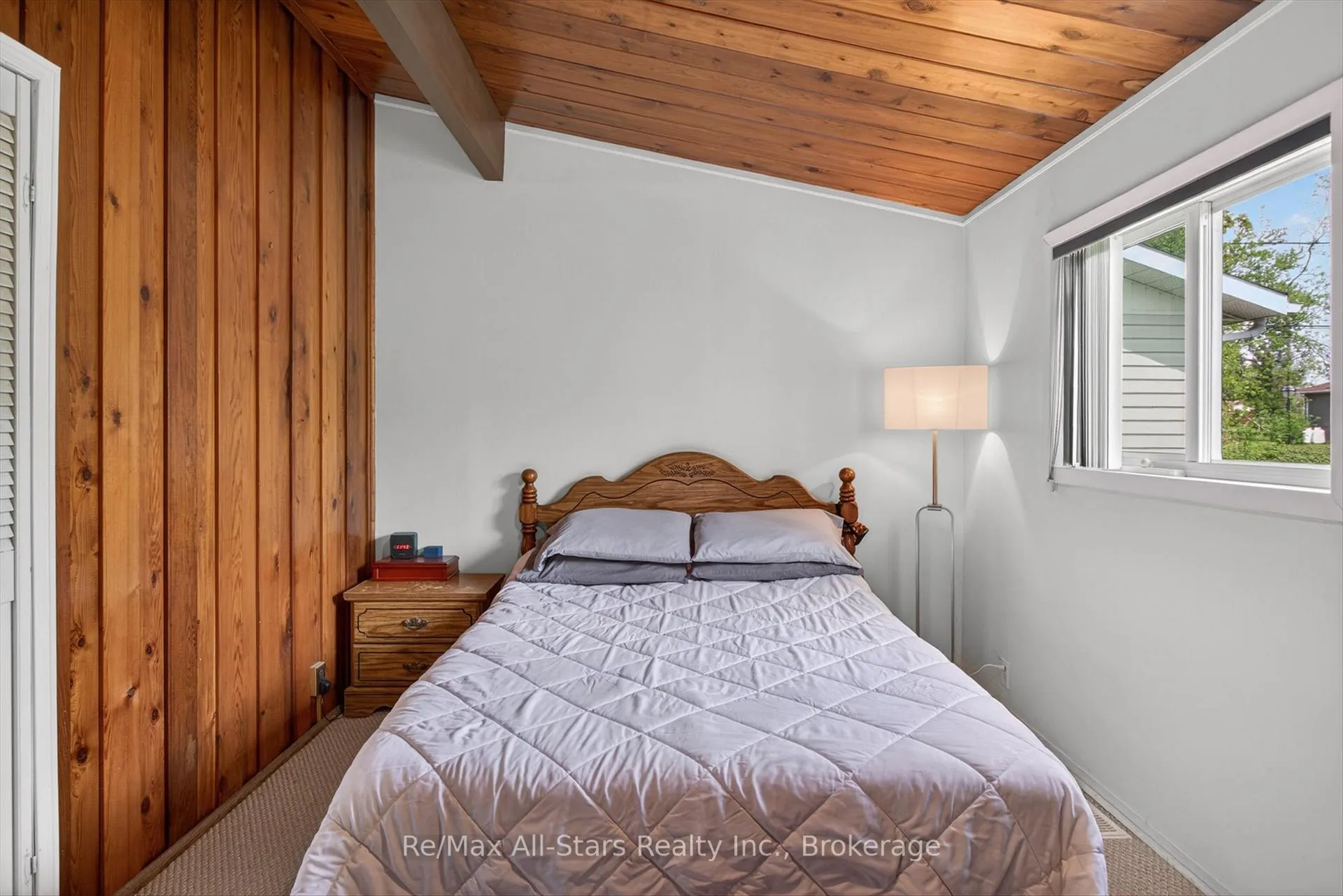 Photo 19 of 132 Fenelon Drive, Kawartha Lakes, Fenelon — HOMEH