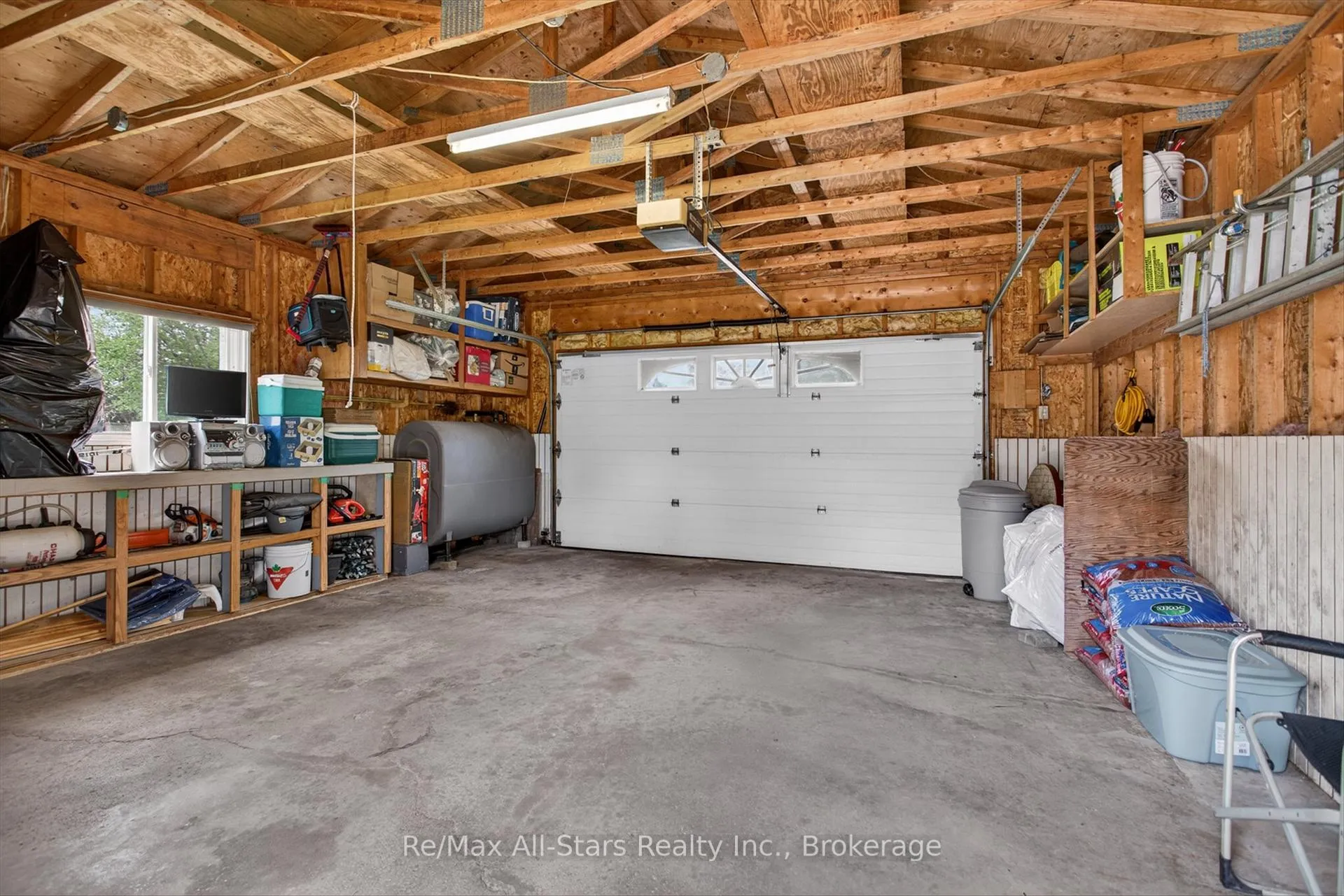 Photo 27 of 132 Fenelon Drive, Kawartha Lakes, Fenelon — HOMEH