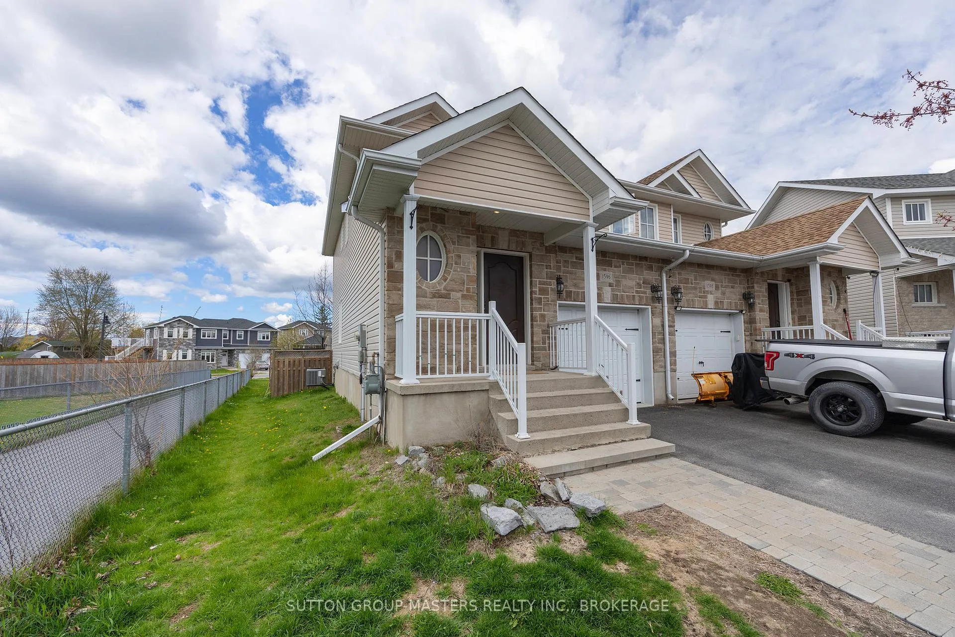 Photo 4 of 1596 Crimson Crescent, Kingston, City Northwest — HOMEH