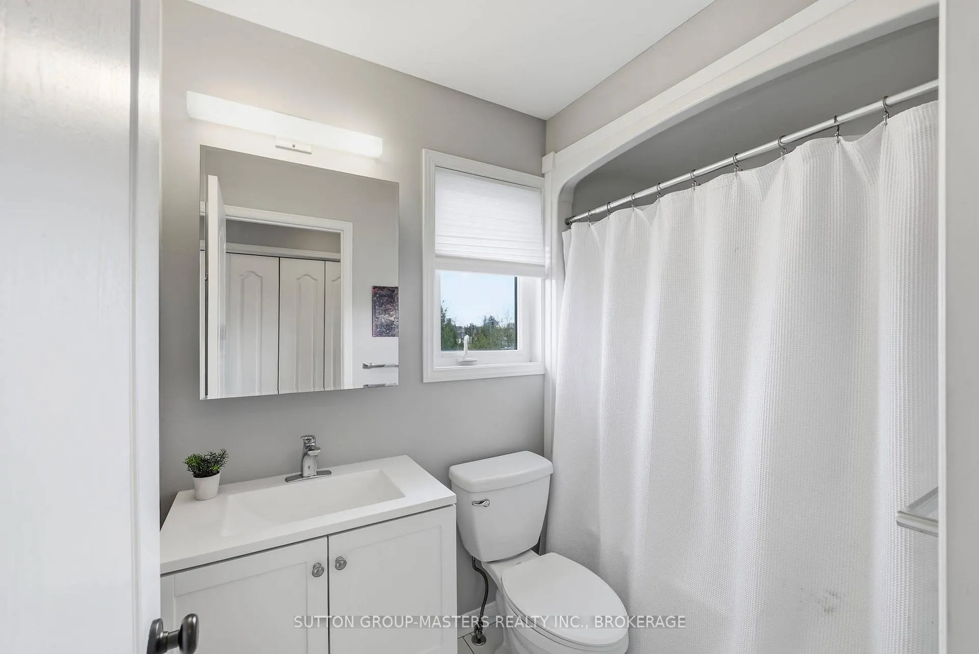 Photo 27 of 1596 Crimson Crescent, Kingston, City Northwest — HOMEH