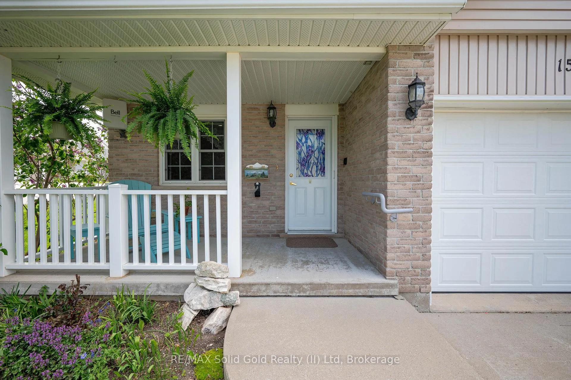 Photo 6 of 15 Pond View Drive, Wellesley — HOMEH