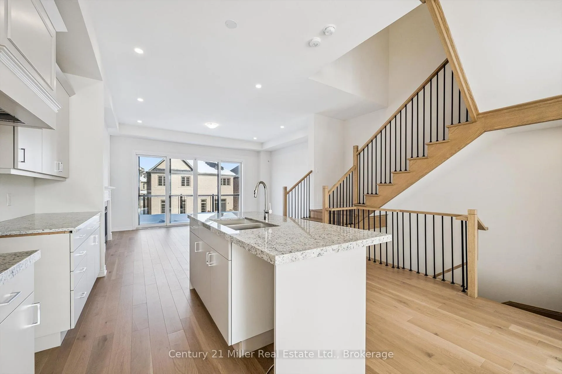 Photo 6 of 3199 Sixth Line, Oakville, Glenorchy — HOMEH