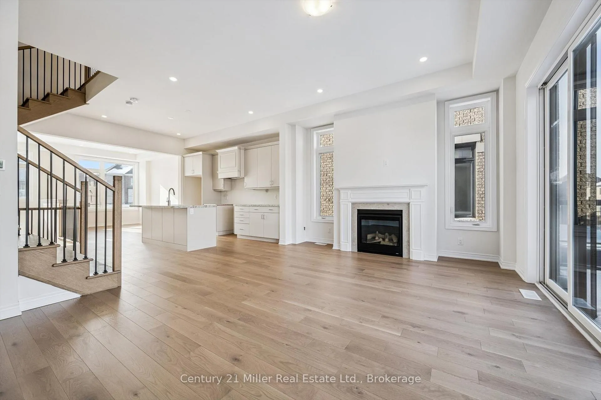 Photo 10 of 3199 Sixth Line, Oakville, Glenorchy — HOMEH