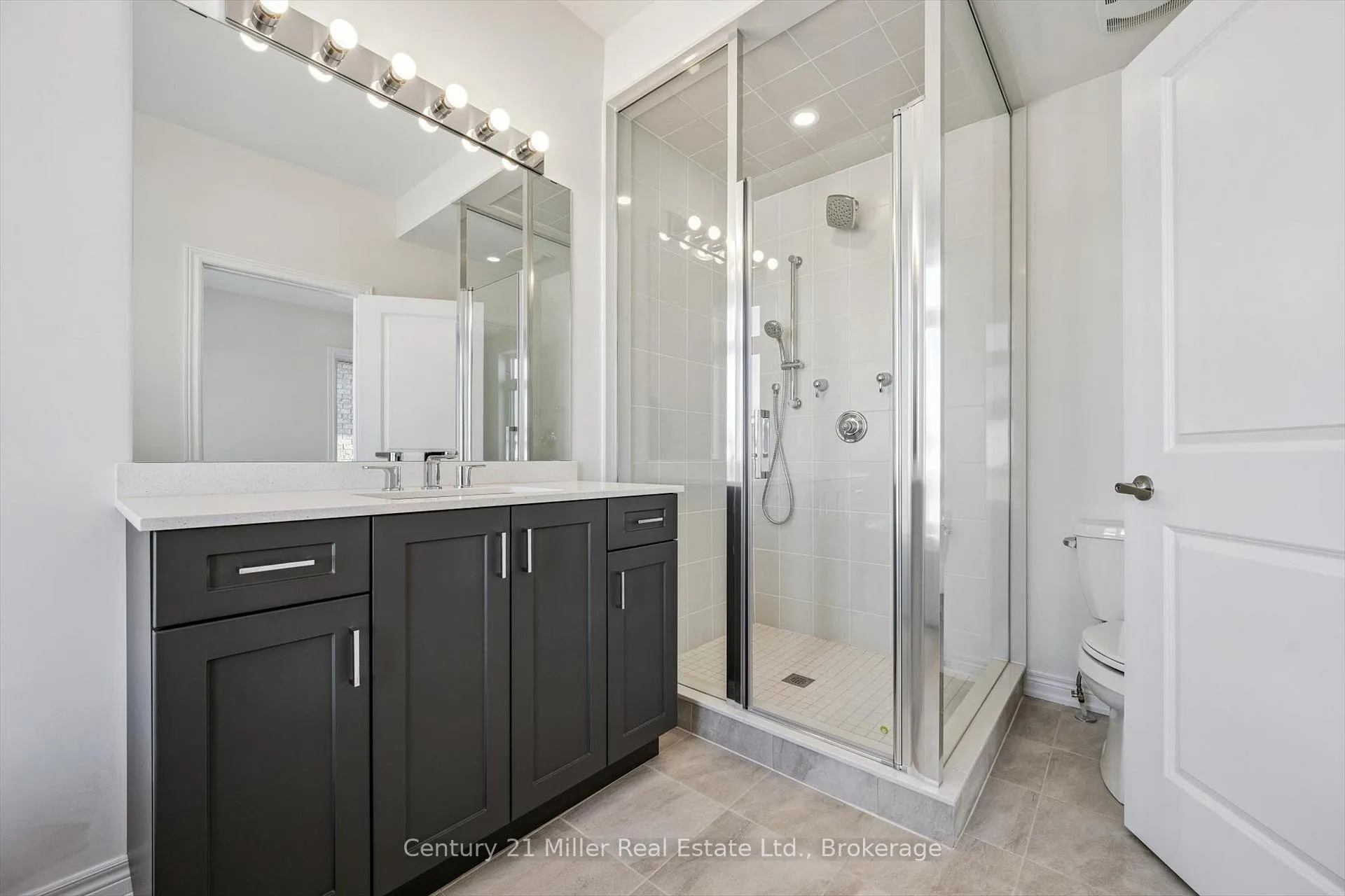 Photo 16 of 3199 Sixth Line, Oakville, Glenorchy — HOMEH