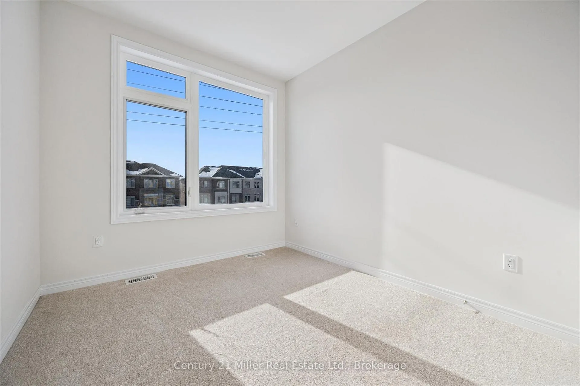 Photo 21 of 3199 Sixth Line, Oakville, Glenorchy — HOMEH