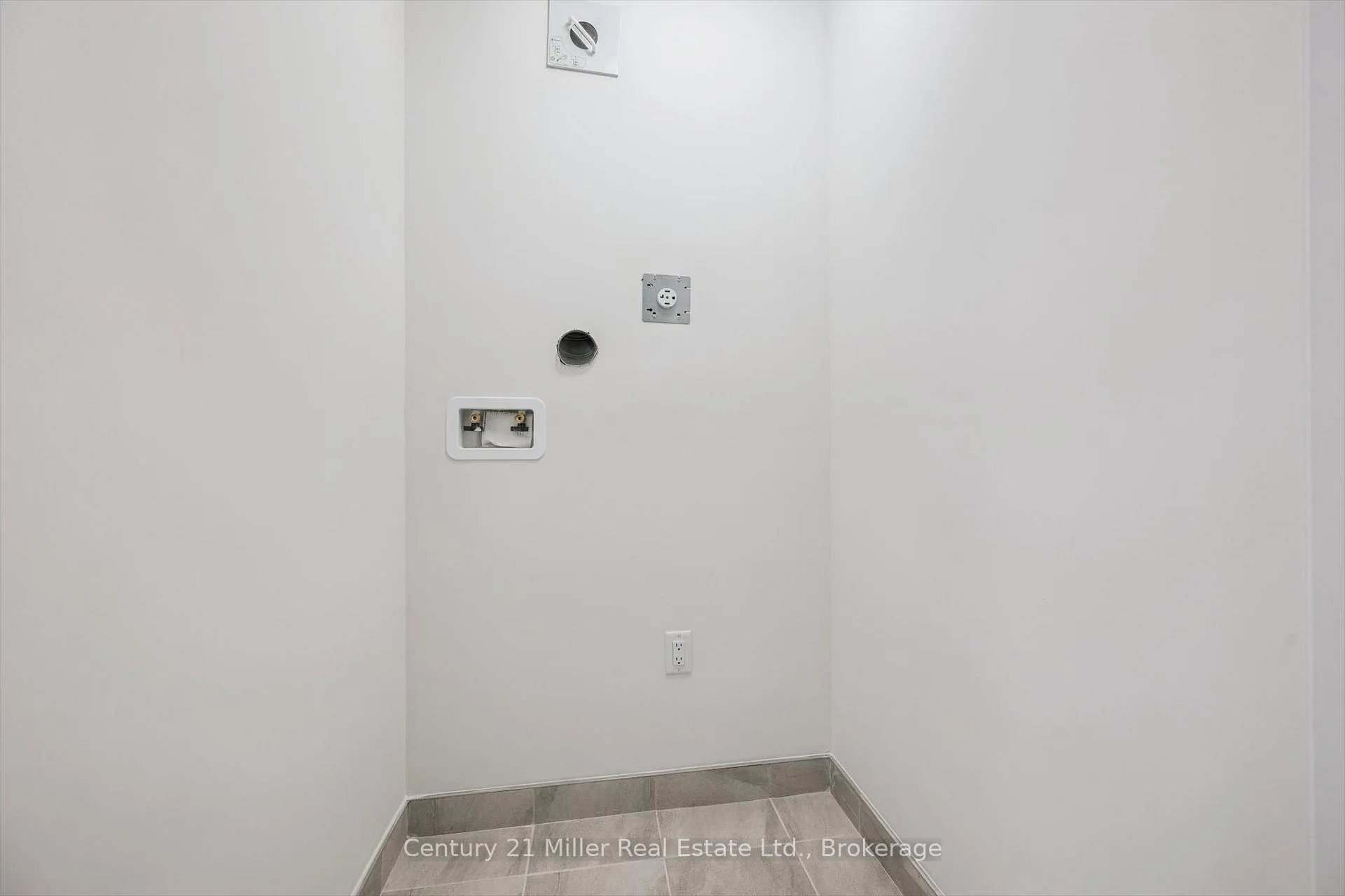 Photo 36 of 3199 Sixth Line, Oakville, Glenorchy — HOMEH