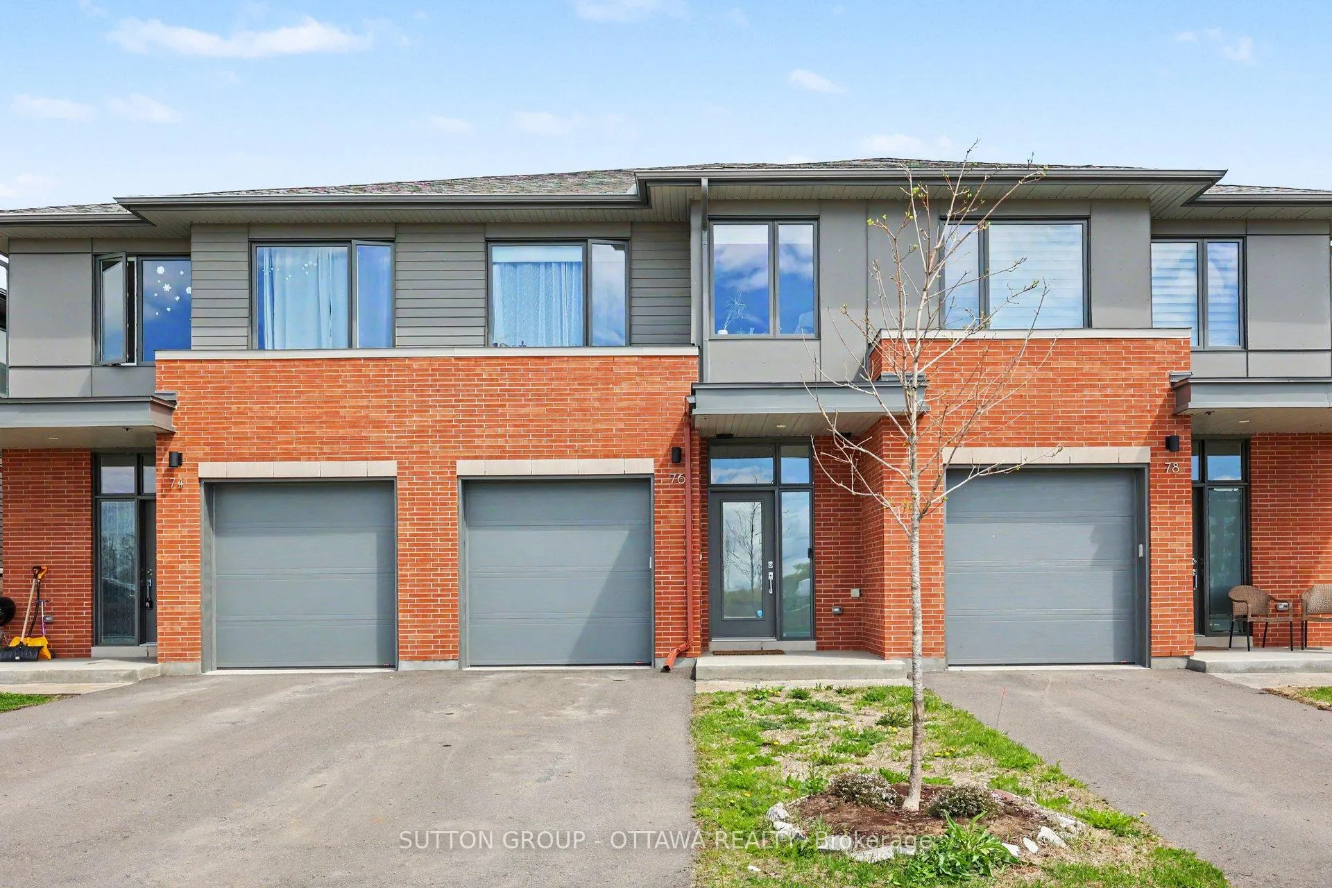 Photo 1 of 76 Michael Stoqua Street, Ottawa, CFB Rockcliffe and Area — HOMEH